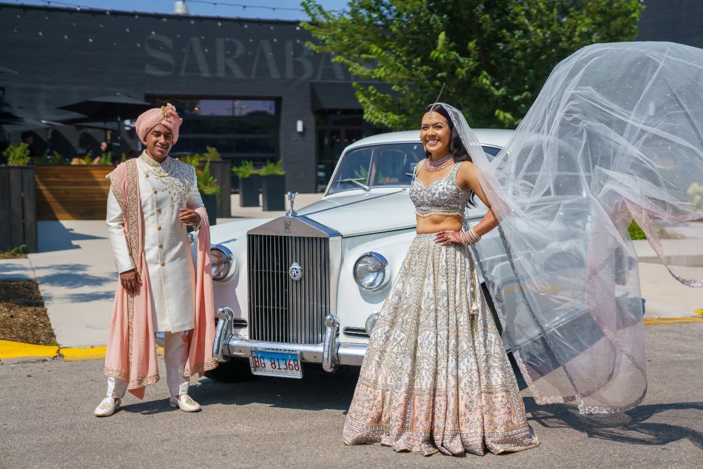 Custom designed these beautiful outfits for not only our couple but for the bridal party as well. Thanks @ivoooooooo ❤️❤️
Outfits:@crossoverchicago
Jewelry:@crossoverchicago
Makeup:@thefacepro
Planner:@@vrinspirations
To design your bridal or partywear outfit
EMAIL:MANDEEP@CROSSOVERCHICAGO.COM
#crossoverchicago #weddings #fashion #indianbride #whitelehnga #indianbridal