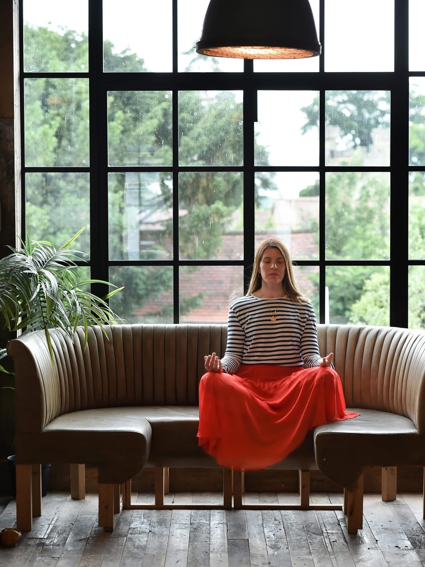 Seeing is not enough.
You have to feel what you photograph.
Because a portrait is not a pose.
It’s not a smile on command.
It’s not a checklist of angles and lighting setups.
A portrait is energy.
It’s presence.
It’s the moment something inside you opens and finally lets itself be seen.
♥️🧡
My Light Branding Sessions start at £250 at The Heist House studio.
These sessions are perfect for entrepreneurs who want images that feel alive, intentional and deeply connected to who they are.
Not staged. Not forced.
Just true, warm, human and magnetic.
I’d love to create that with you.
♥️🧡
DM to book your session or ask anything.