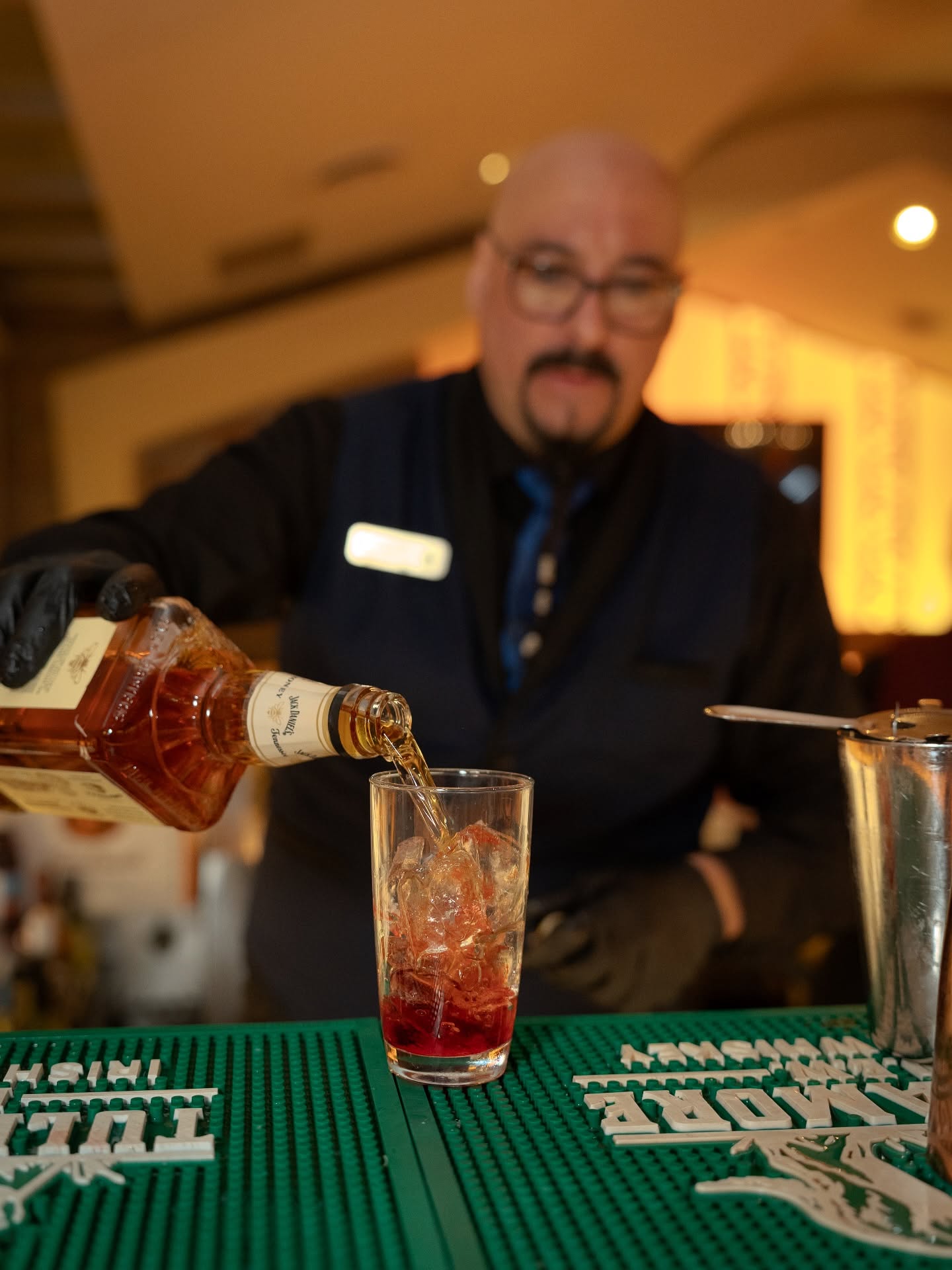 Honey Jack w/ Coke and a splash of Grenadine 🔥
__
#BartenderLife #MixologyMagic #EventPhotography #LifestylePhotography
#BehindTheScenes #DrinkPhotography #CreativeAngles #PortraitVibes
#CapturedMoments #CTPhotographer #NewHavenPhotographer
#PhotographyLife #CandidShots #VisualStorytelling #NightlifeVibes