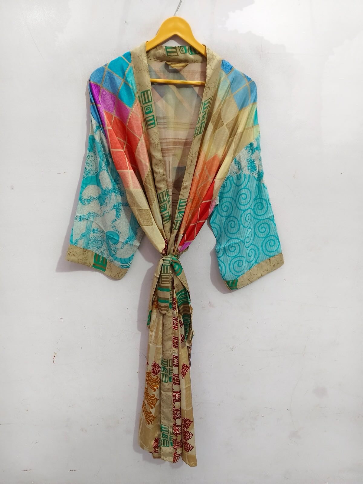 Next stop on the Fleetwood train will be this small sweet collection of pure silk kimono robes. I only have around 30 of these beauties, hand made in Jaipur from recycled upmarket saris that have been slowly sourced from all corners of India to get the best silk- made from soft lush Kasturi (a type of mulberry) silk. Then patchworked into stunning soft robes. Pure magic.
These will make the most divine Christmas gifts (only 5 weeks away eeek!!) or a gift for yourself to wear all Summer long…. I have named them RANI robes as that is the Hindu name for Queen… and honestly you just feel like one swanning in these beauties.
Date tbc 🧡
.
.
.
.
.
.
.
.
.
.
#artisanmade #slowfashion #silkgoods #fleetwoodcollection #ecofashion #slowfashionbrand #ethicalfashion #ethicalclothing #silkkimono #kimonorobe #silkduster #silkrobe