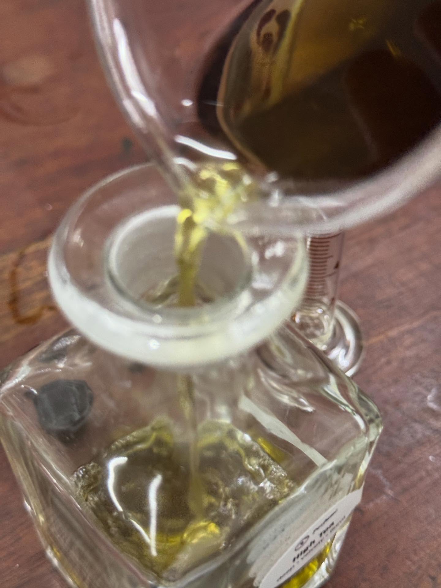 These for now for perfumes ✨... the rest we post about this week and one 2ml sampler of a chosen perfumes given out to bodyfoodies who confirmed to visit our booth at @creations_handmade_ph on Nov 22 ❤️