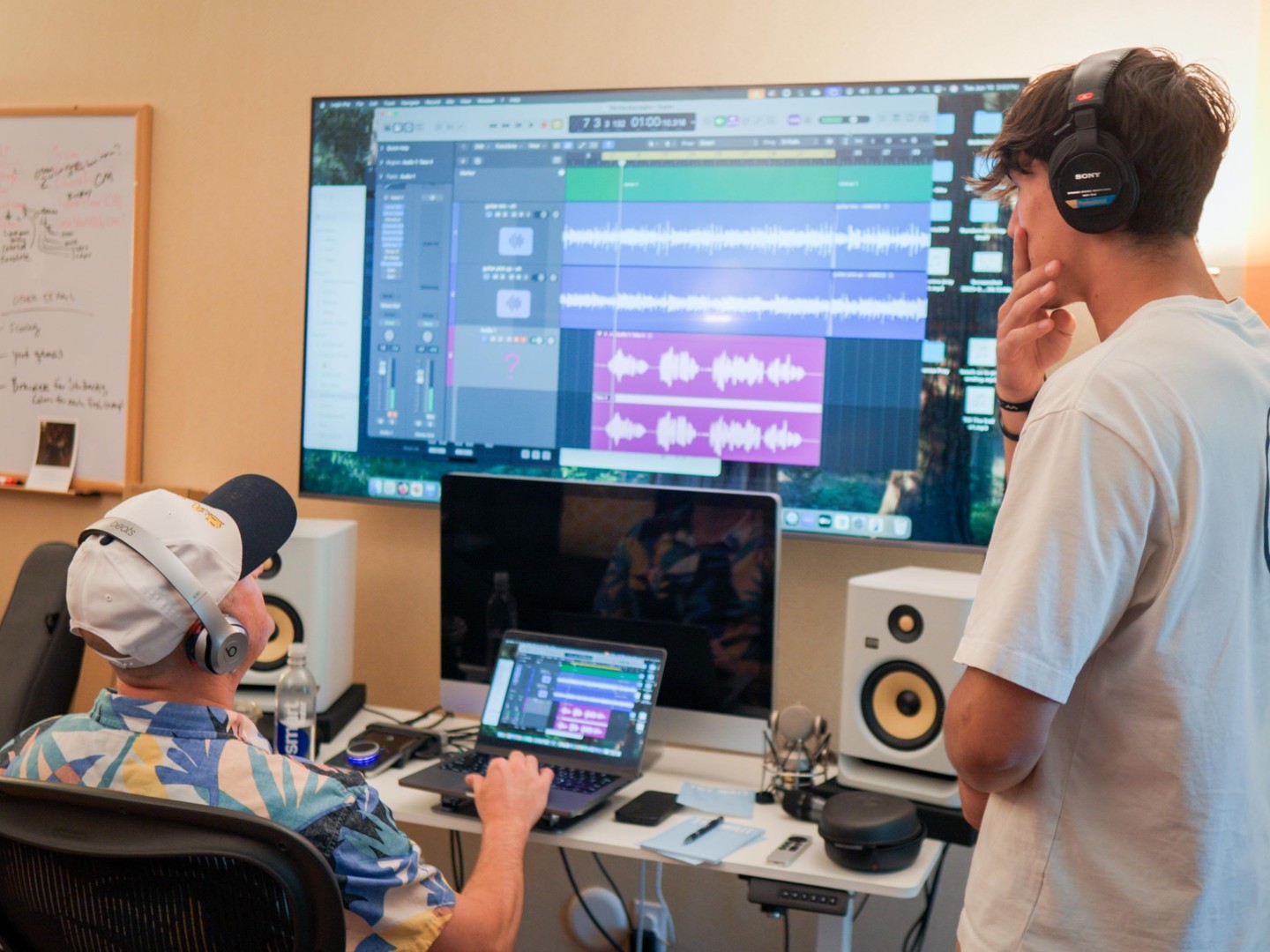 From Songwriters' Showcase to Spotify release, our Beacons have created a brand-new music EP! 💿🎶
In a collaboration between our Director of Student Life, Paul Wright, the School of Music & Performing Arts, and our talented Beacons, an original songwriting contest was held last year. The winning students were given the opportunity to record their original songs for a Bushnell EP titled “Be a Beacon”!
Thank you to our amazing students and everyone involved in creating this fun project!
You can listen now on Spotify, Apple Music, and iTunes by searching for Bushnell University as the artist!