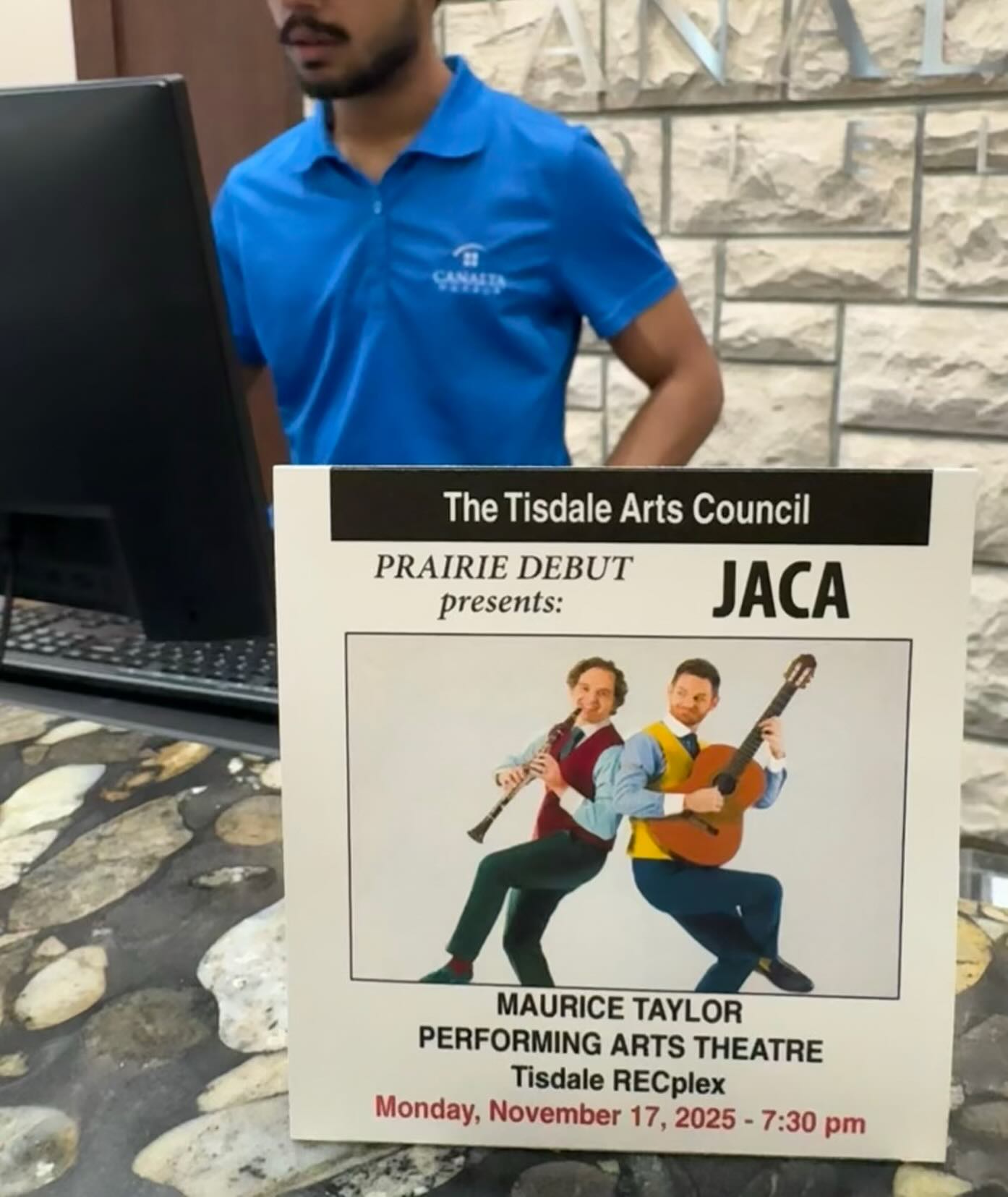 Checked into our hotel and ready to go for tonight!
#tisdalesk #jacamusic #tourlife #clarinetandguitar