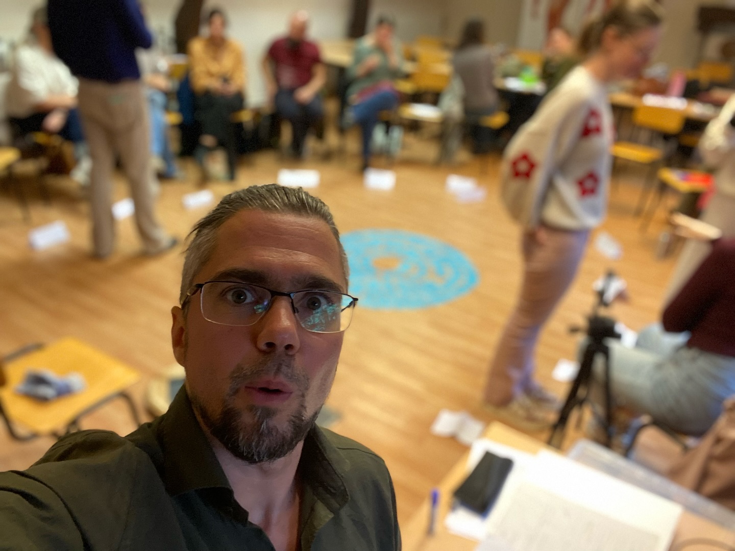 #verbindendecommunicatie #geweldlozecommunicatie Cirkel rond. Na 7 jaar dat ik de cursus volgde mocht ik hem nu geven. Dankbaar @peggyquaaden en @levensschool 🥰