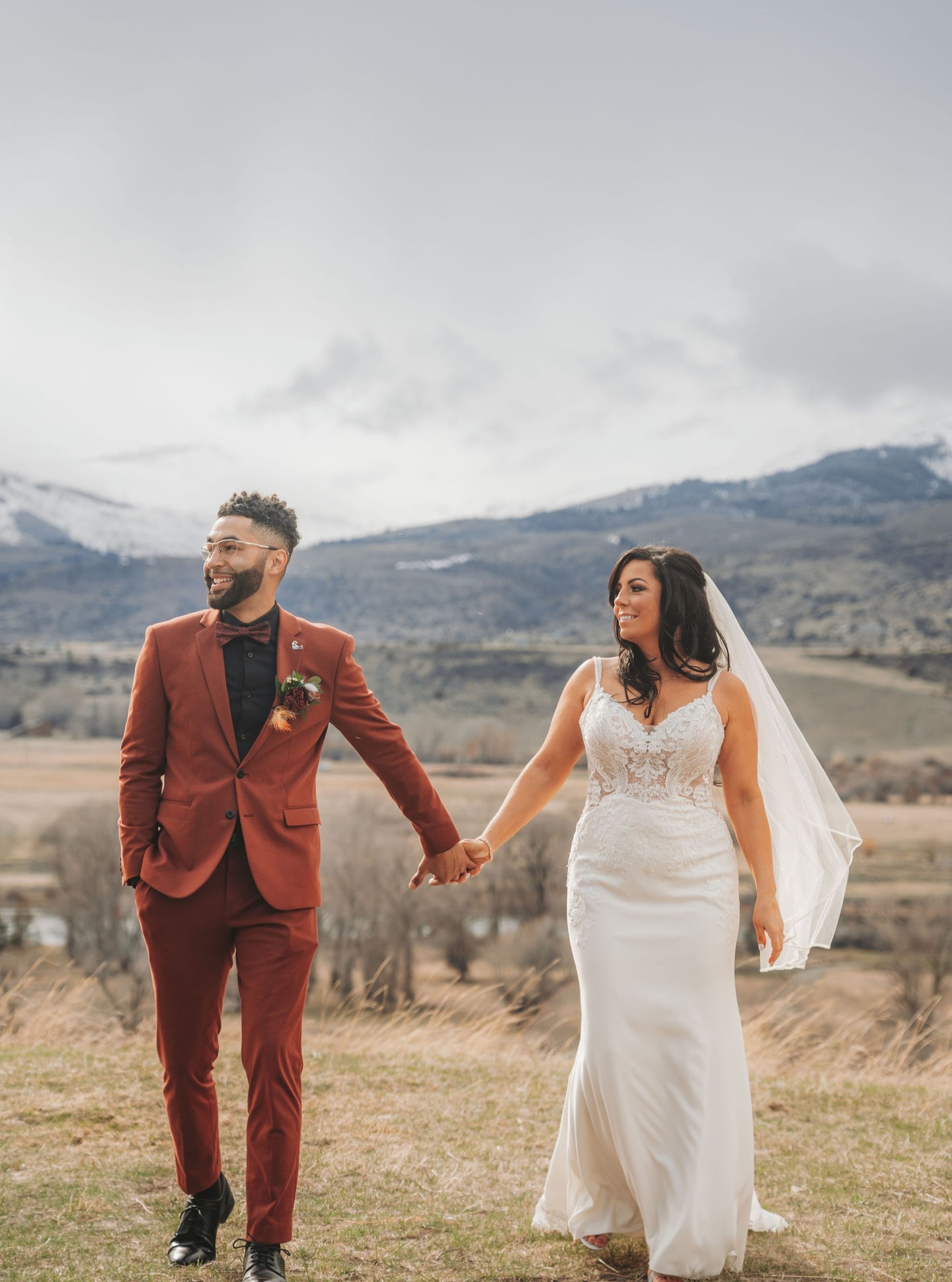 Where Montana’s natural beauty meets refined luxury — Sage Lodge is the perfect backdrop for an elevated, heartfelt wedding experience. 🥰
Day-Of Coordination: @katietaylorevents21
Venue and Catering: @sagelodge
Photography: @sweetgrass.studio
Floral: @rooted.in.mt
Makeup: @powderincbeauty
#katietaylorevents #weddingplanner #weddingplanning #weddinginspo #weddinginspiration #weddingideas #justengaged #engaged #weddingvibes #weddingdetails #weddingjewelry #bridestyle #weddingdetails #weddingstyle #luxuryweddingplanner #modernwedding #timelesswedding #elegantwedding #intentionalwedding #modernweddingplanning #fineartwedding #romanticwedding #weddingdesign #weddingstyling #destinationwedding #montana #montanawedding