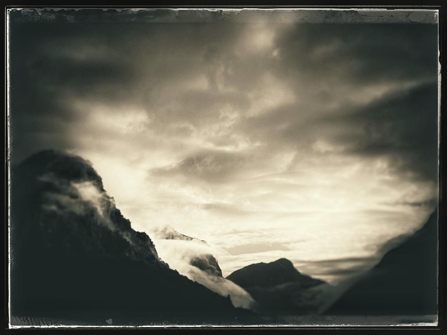 A taste of Asturias for you in one shot! 😍