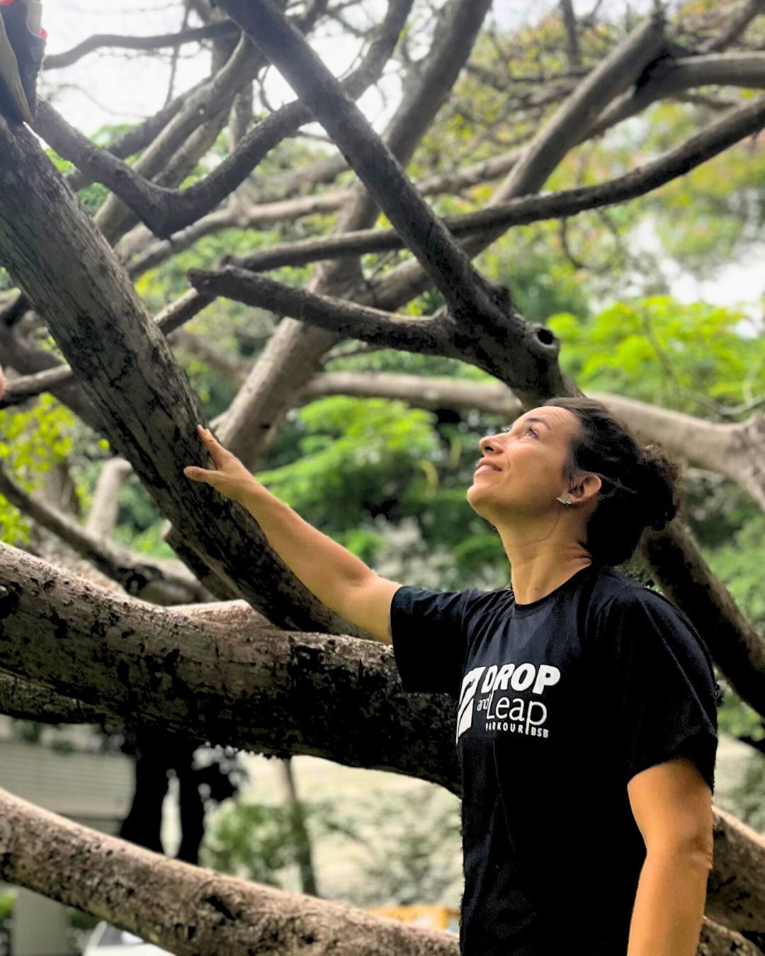 A gente olha pra cima porque é lá que as crianças chegam quando descobrem a própria força!
Suporte, segurança e incentivo: nossa base 🎯
Deixe seu filho (a) descobrir também!
Agende sua aula experimental 👟