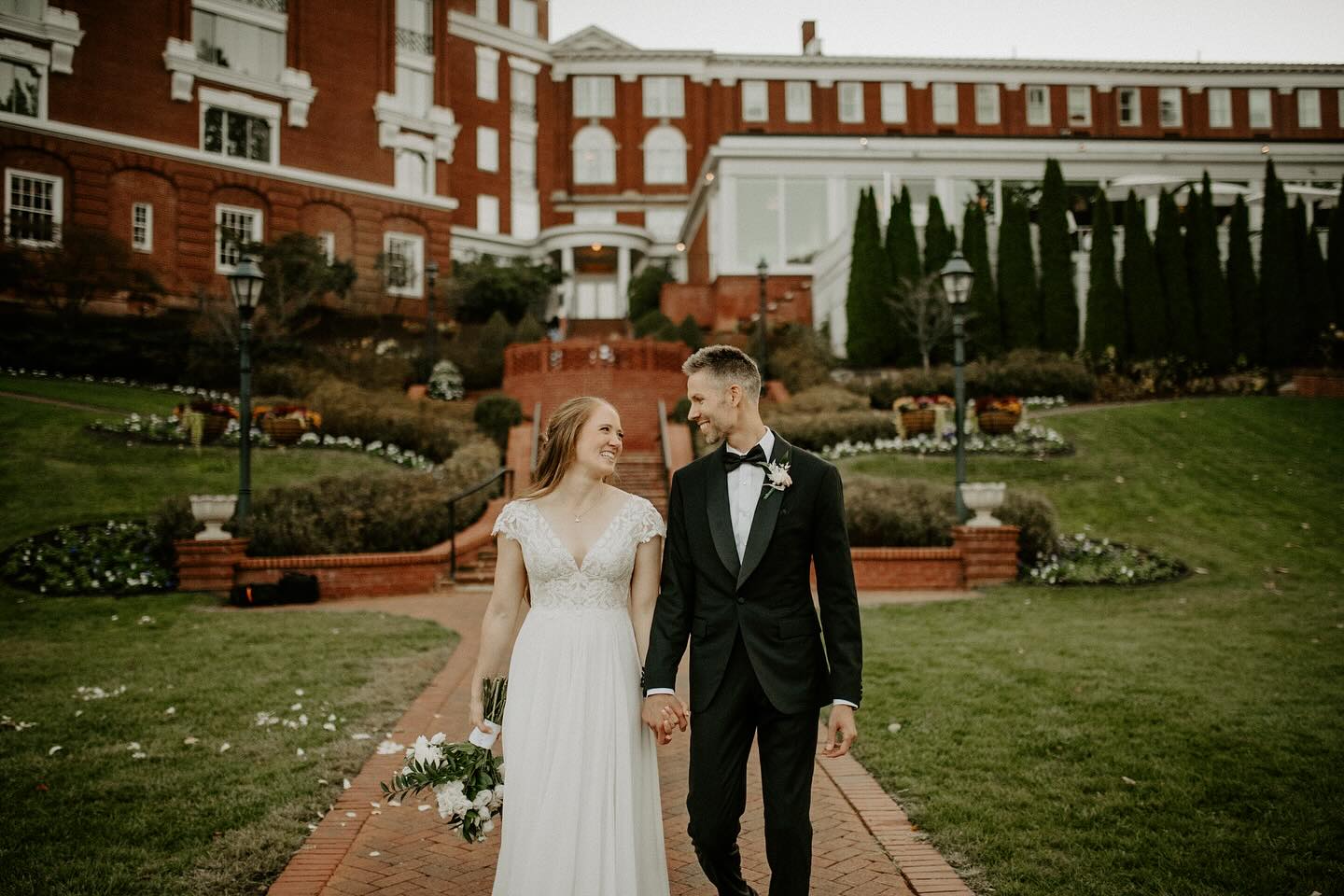 Sunset at The Homestead ❤️
@benjaminmcleanphotography