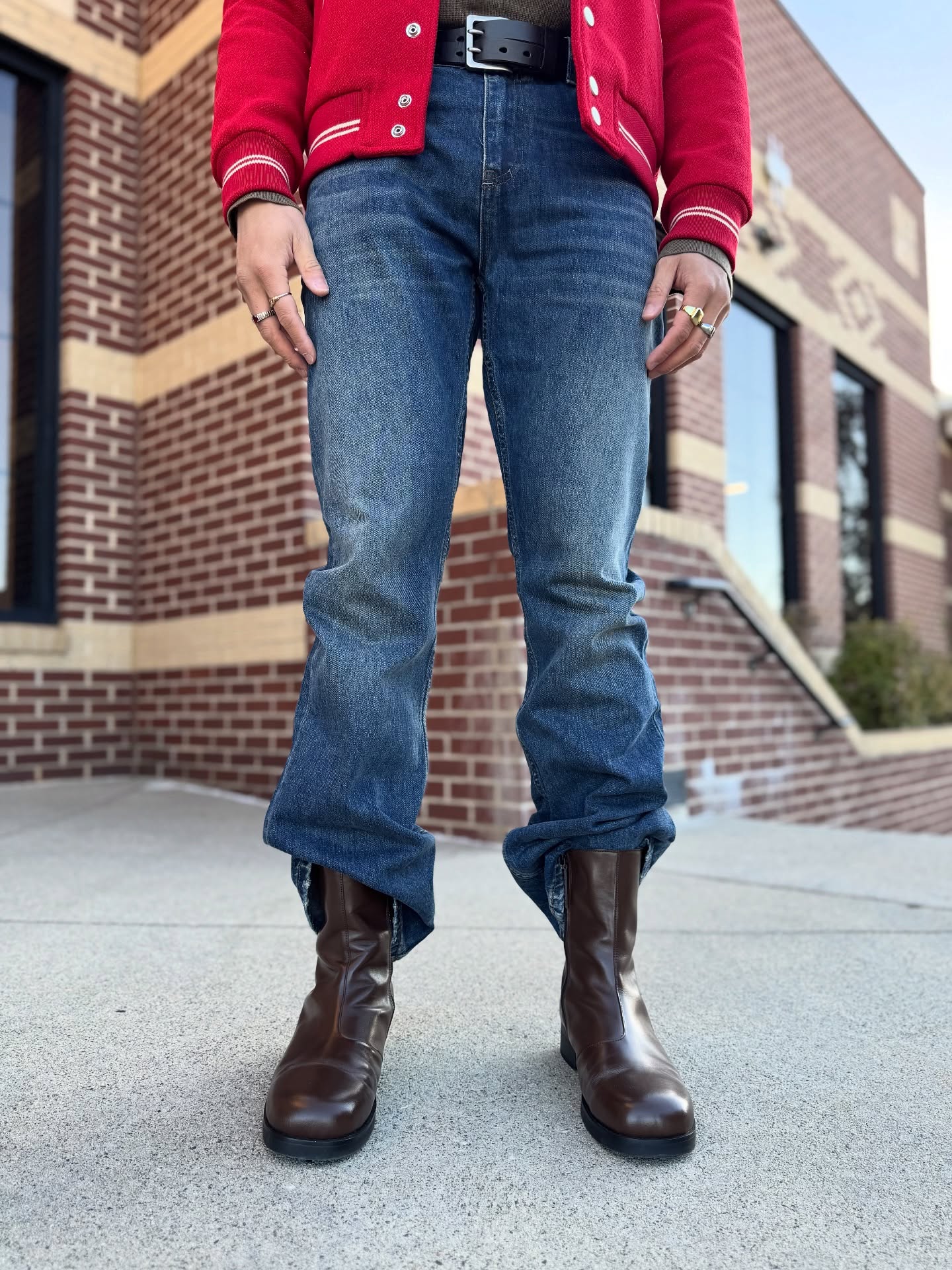 Like this look? Shop at www.highstreetporter.com
Search these keywords in the homepage
Sunglasses: JMM Earl
Necklace: Brad Pitt 2 piece
Jacket: Western Teddy
Belt: Split Belt
Pants: Lost Tape Flared Jeans
Boots: Camion
#mensfashion #mensfashionpost #mensfashionreview #mensfashionblogger #fashionblogger #fashionmen #fashionkilla #fashionmens #fashionmenswear #mensfashionblog #mensfashions #mensfashionstyle #mensfashiontips #mensfashiontrends #mensfashionwear #mensfashiondaily #mensfashionposts #mensfashionadvice #mensfashiontrend #celine #celinemen #flaredjeans #ourlegacy #ourlegacybelt #ourlegacyboots #jacquesmariemage #teddyjacket