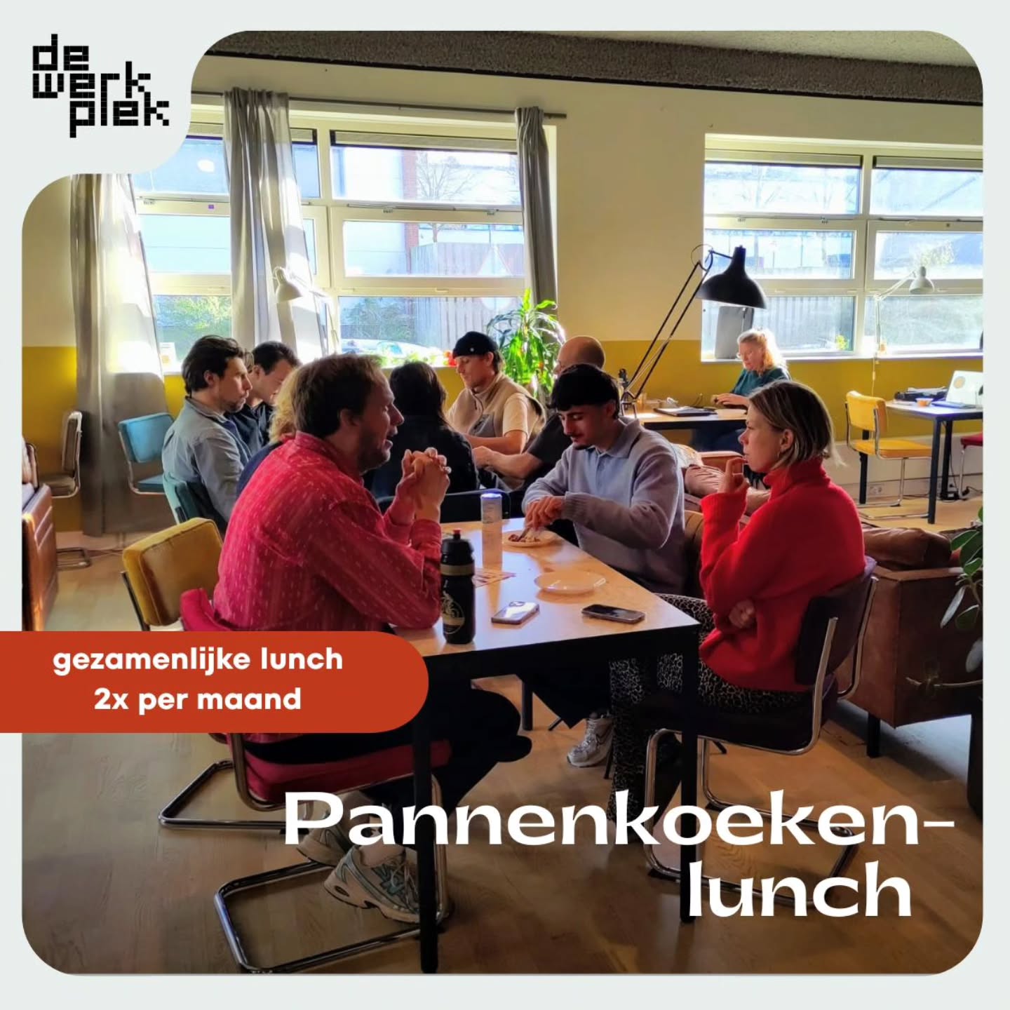 Er moet ook geluncht worden. Hoe gezellig is het om dat samen te doen met je collega's, mede co-workers of iemand die je nog niet kende.
Met een enorme bak beslag en een kookplaatje kun je heel veel VERBINDING bakken, dat is wel weer gebleken bij de pannenkoekenlunch van afgelopen maandag. Dit smaakt naar meer, toch? 🥞 👐 🥞 👐 🥞
#coworking #community #flexplekken #gezamenlijkelunch #ondernemeninnoord #werkplek #amsterdamnoord