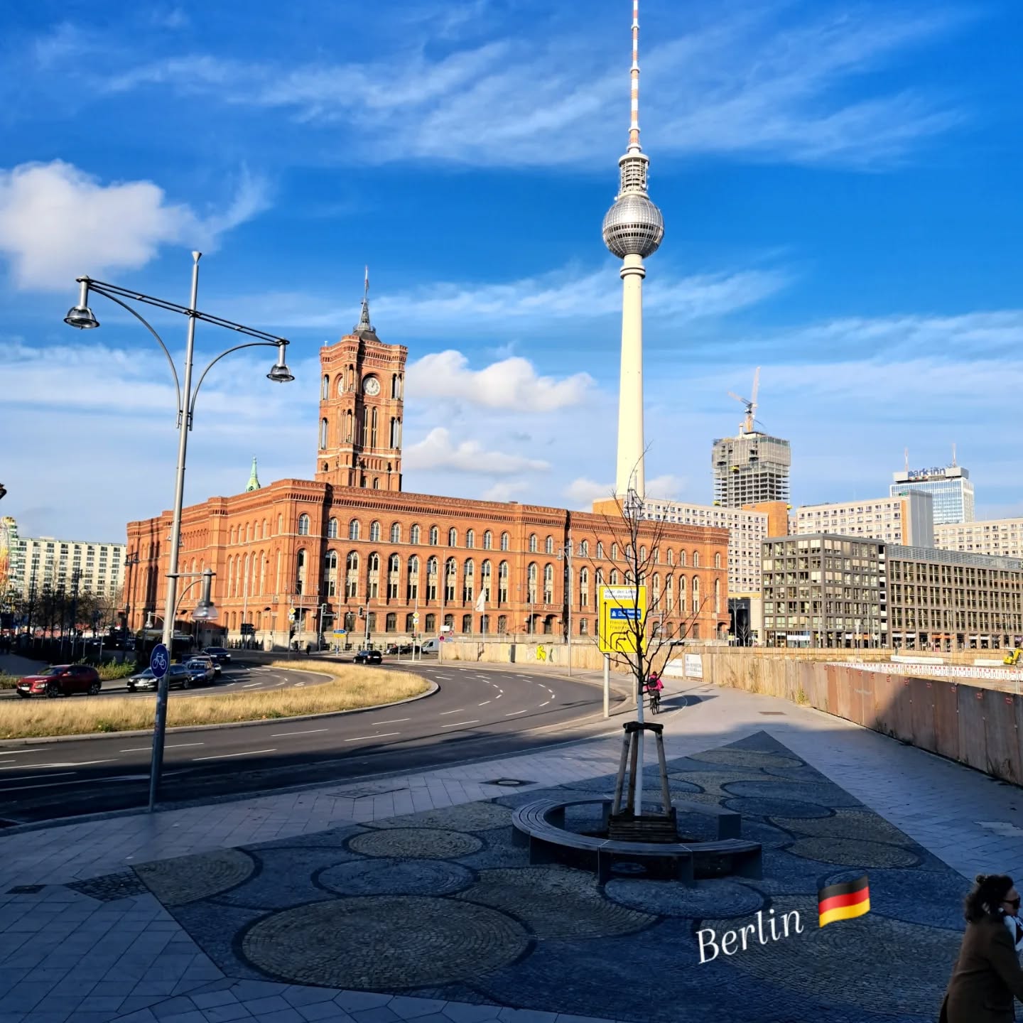 Berlín la capital de Alemania 🇩🇪 se prepara para los festejos de navidad y año nuevo 2025.
¿Has visitado Berlín o te gustaría visitar la?
#viajacontravelx #visitaberlin