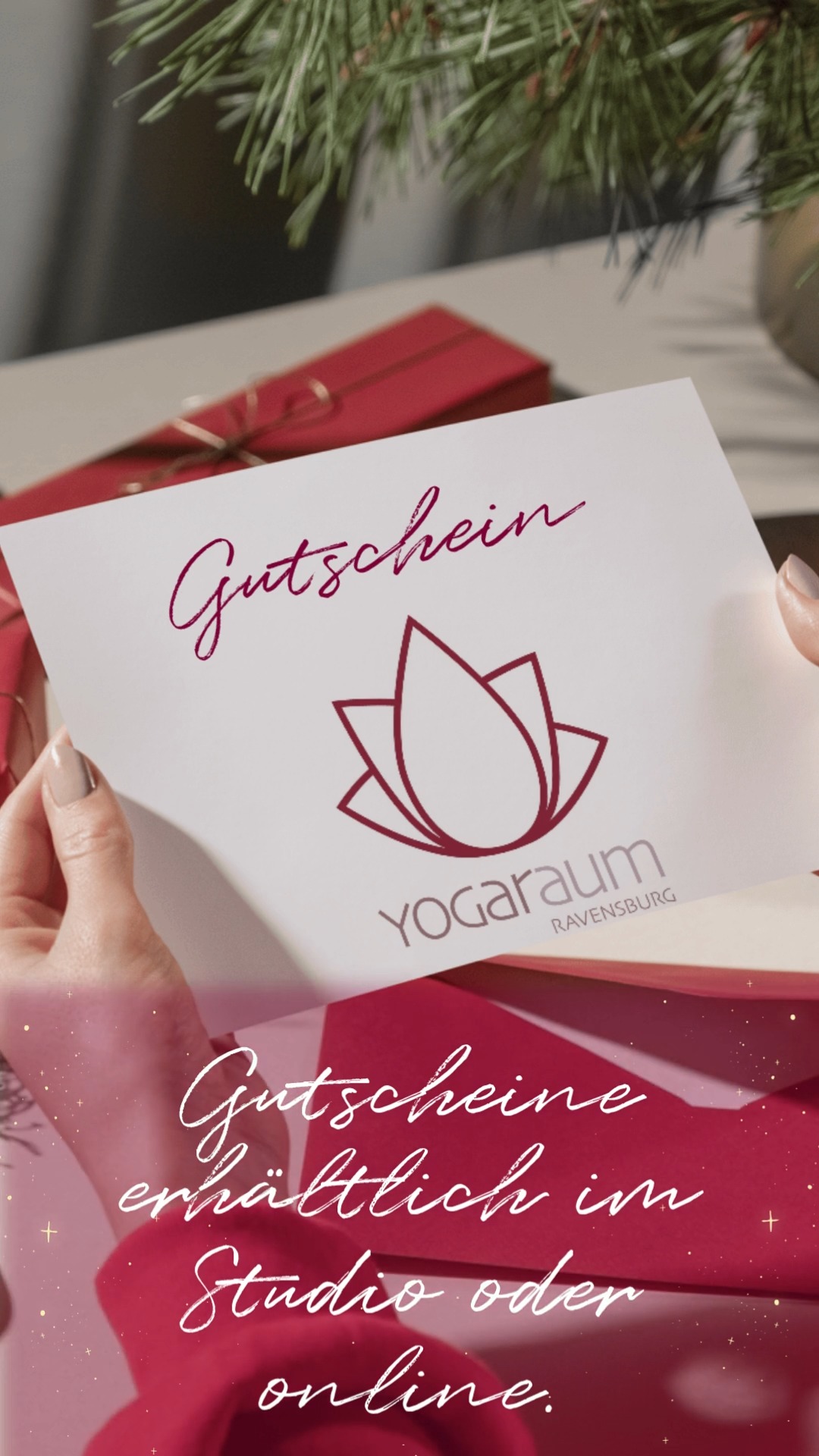 ✨ Das Wertvollste, was wir schenken können, ist Präsenz.
Wenn das Geschenkpapier verschwindet, bleibt das, was wirklich zählt:
Zeit zum Atmen. Zeit für Erdung. Zeit für sich.
Nähe. Bewusstsein. Ruhe im Innen, statt Reize im Außen.
🤍 Verschenke dieses Jahr keine Dinge – verschenke Erlebnisse, die nachwirken.
Yoga-Gutscheine für Menschen, die du liebst. Oder für dich selbst. 🤍
💌 Gutscheine sind im Studio oder ganz bequem online erhältlich. Link zur Buchung in Bio. Schenke nachhaltige Momente, die bleiben.
#yogaravensburg #yogaraumravensburg #gutschein #weihnachtsgeschenkideen #achtsamkeit #yogapractice #geschenkmitbedeutung #achtsamkeitimalltag #selfcare #zeitfürmich #entschleunigung #yogalove #yogalife #bewusstsein #gönndirzeitzumglücklichsein