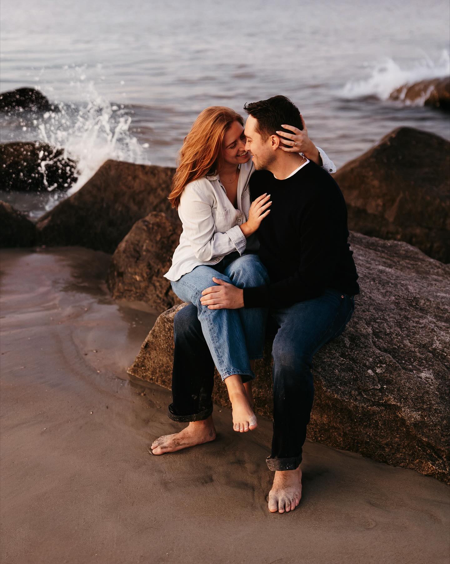 A m a n d a + E t h a n
A glimpse into to the last little part of our evening along the east coast spent with soon-to-be Mr. & Mrs. Burke!! What an honor to welcome these two all the way from Oregon!! We bounced around the tree filled squares of Savannah and ended by watching the sunset with sand in our toes. There is SO much beauty to share! Enjoy this little sneak peek!! #ashlyncatheyphotography