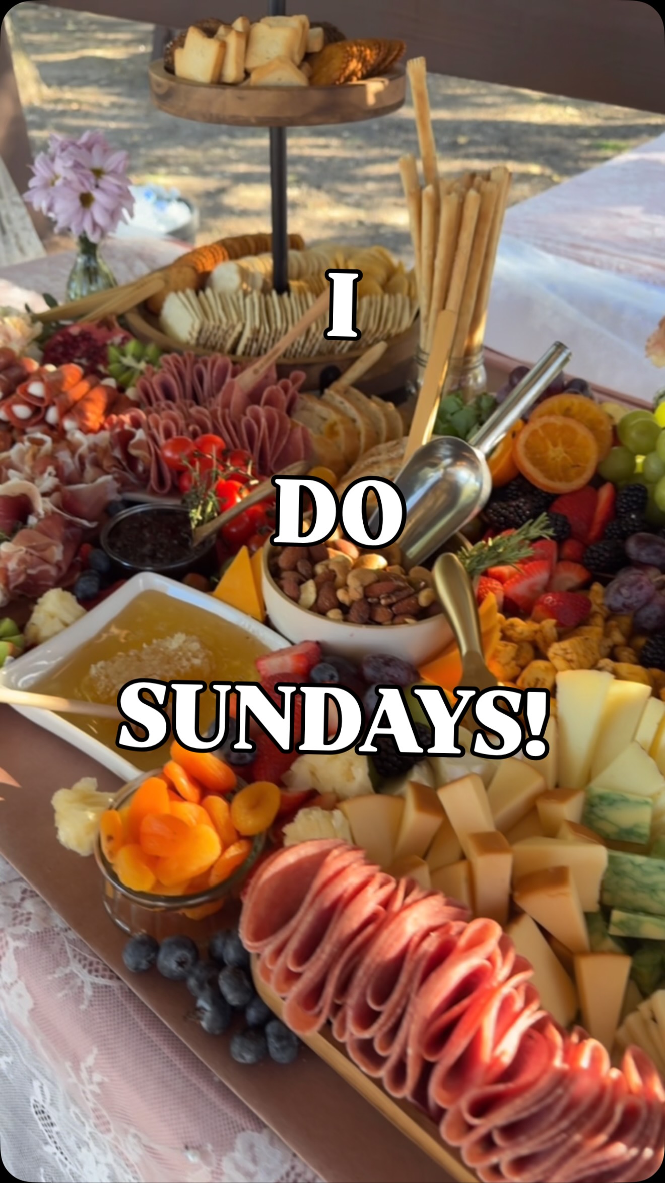 come along with me for a graze + dessert table afternoon out in Rhome, Texas!
The Forever Farm is a root tootin’ good ole time!
Thank you for having me!
#theforeverfarm #rhometexas #weddingszn #rusticwedding #farmhousecharm #farmtotable #grazingtable #bougiecharcuterie #TheCheeseGirlDFW #idosundays #sidehustle #supportsmallbusiness