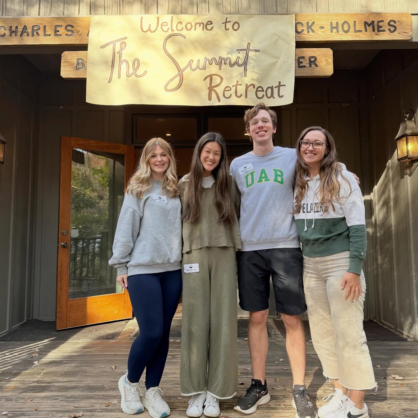 This weekend members of our leadership staff had the opportunity to attend in The Summit Retreat hosted by @theoakscollaborative! They were able to work with other retreats, participate in breakout sessions, and rest in order to prepare for our retreat! We look forward to being able to use what we’ve learned to better our retreat next year!