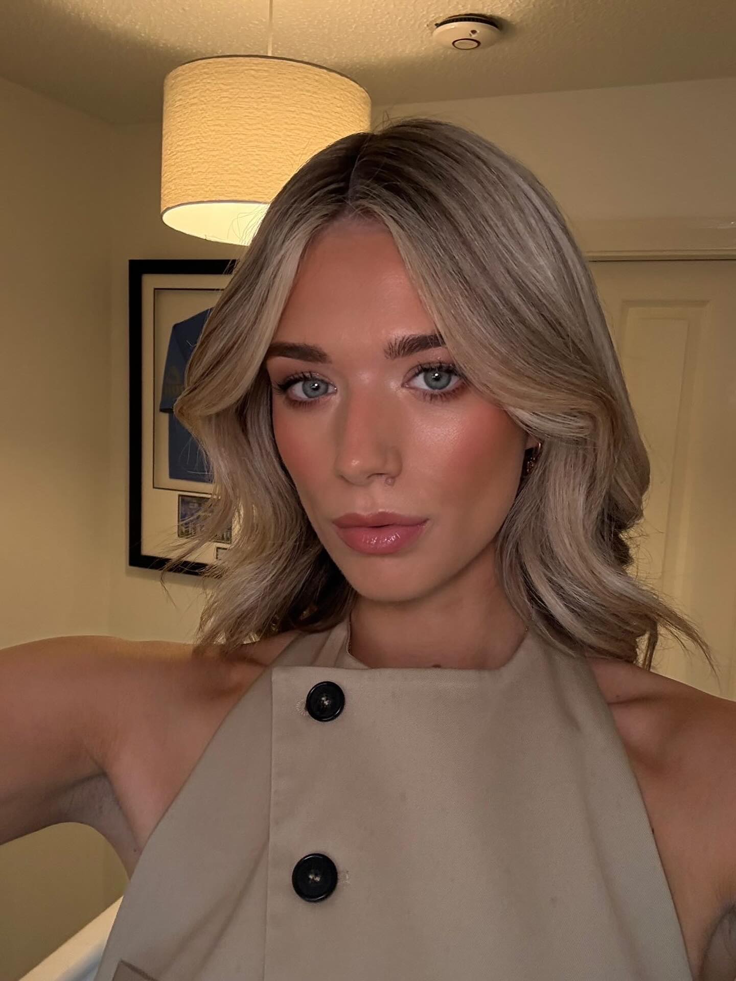 My gorgeous client @tillydaughtry here I did some advanced foiling and precision toning to achieve a clean, sophisticated blonde with controlled brightness around the face ✨🤍
@second_opinion_hairdressing
@wella @k18hair_uk
#blondehair
#blondesofinstagram
#blondebombshell
#blondegoals
#blondeinspo
#blondevibes
#freshblonde
#blondelife
#blondetransformation
#blondebeauty
#blondespecialist
#blondestylist
#blondesalon
#creamyblonde
#softblonde
#dimensionalblonde
#blondecolour
#healthyblonde
#naturalblonde
#brightblonde