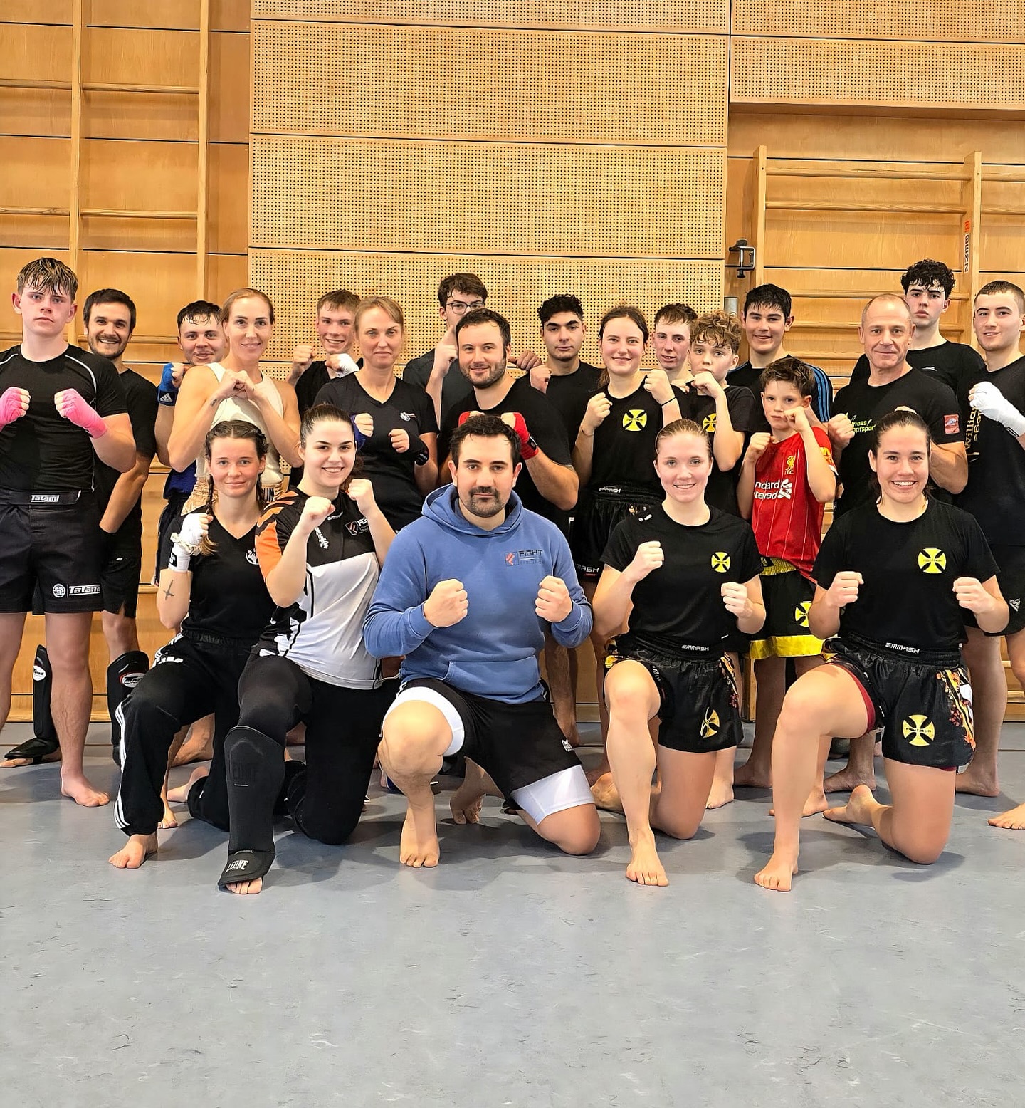Gestern fand der erste offizielle Kaderlehrgang des neuen K1- Landestrainers Deniz Schulz in Vörstetten beim #kickboxteam_suedbaden_2022 statt.🤩🥊