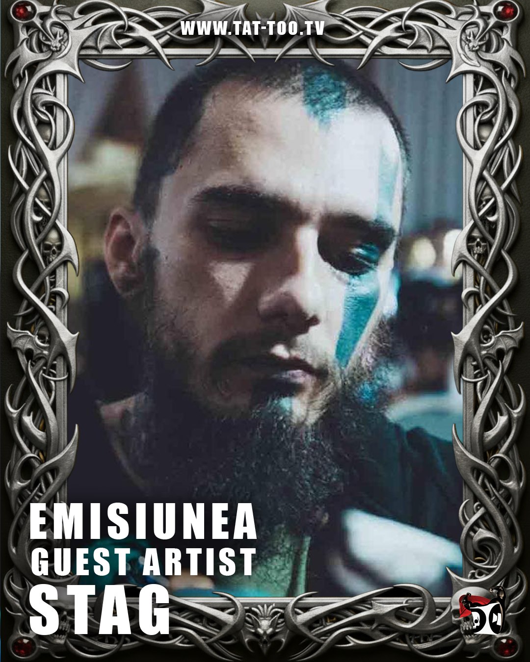 🎤 Guest Artist – Stag (2019): Arta în black & gray
Stag își definește stilul cu o precizie rară: black & gray pur, construit între realism și grafic pentru durabilitate și contrast perfect.
🖤 Folosește un singur negru, diluat în multiple nuanțe — pentru o valoare constantă și o imagine care își păstrează forța în timp.
🖤 Lucrează pe straturi, construind textura și profunzimea pas cu pas.
🖤 Iubește „zgomotul vizual”: elemente care creează mișcare, dinamism și senzația că tatuajul trăiește.
🖤 Fiecare piesă trebuie să curgă, să se miște, să nu fie niciodată statică.
Un stil recognoscibil, matur și intens — exact ce definește tatuajele Stag.
#GuestArtist #Stag #BlackAndGray #TattooArt #RealismTattoo #GraphicTattoo #TattooFlow