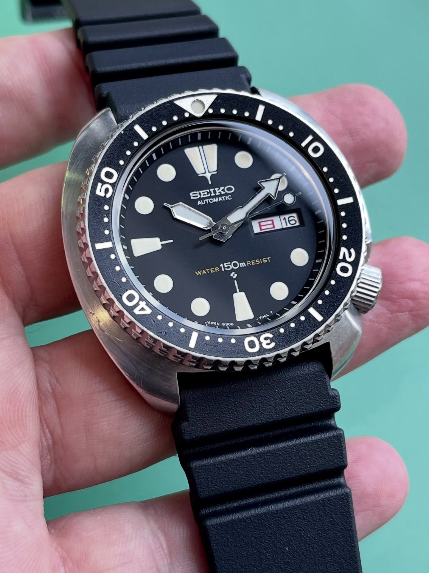 Available soon. Just finished this early 6306-7000 Turtle, fully serviced and ready for your collection. DM for first dibs or check our website in a day or two for all the details. PS I know the timegrapher is on 52 degrees, actual amplitude is 235+ and still needs running in 👍 #watchforsale #seiko6306 #vintageseiko