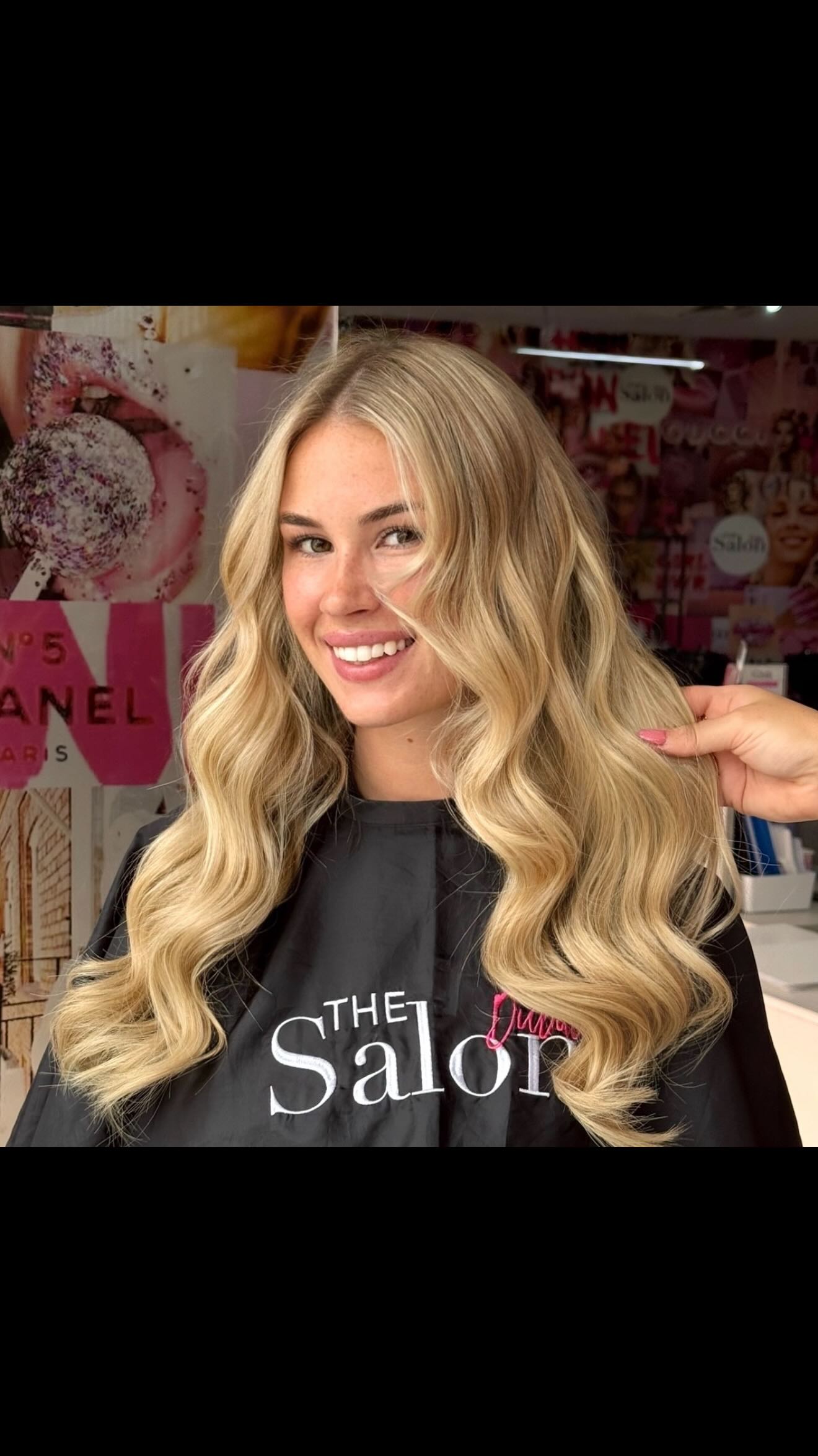 Where Dubai gets ready ✨🤍
@abbeyxhair is serving the softest, creamiest, most beautifully blended blondes—because in this city, hair is a whole lifestyle. Her signature blonde melts are crafted with precision, depth, and that luxury touch that keeps Dubai coming back for more.
From bright, dimensional blondes to buttery, seamless blends, every shade is tailored to enhance your glow and elevate your entire look. Located at Sky View Dubai, @abbeyxhair is redefining what it means to be blonde in Dubai—one flawless blend at a time.
This is where Dubai gets glam. This is where Dubai goes blonde. This is Hair by @abbeyxhair . ✨💛
#HairByAbby #DubaiGetsReady #DubaiSalon #SkyViewDubai #DubaiBlondes #BlondeSpecialist #CreamyBlonde #SeamlessBlends #DubaiHair #LuxuryHair #DubaiBeauty #BlondeArtist