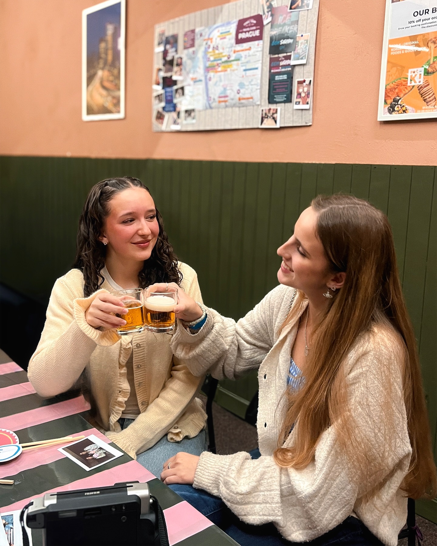 Join us for an Ice Breaker tonight at 9pm! 🍻
#KoreaTownPrague #praha #prague #praguetravel #trip #koreatown #hostel #hotel #solotravel #beststayinprague #backpackerlife #travelwithfriends #budgettravel #프라하 #프라하숙소 #프라하맛집 #프라하호스텔