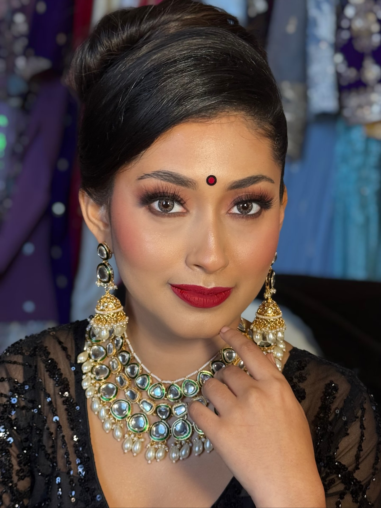 “Can I call you rose?”
A look that blooms softly, even in the deepest shade of midnight.
Cinematic, romantic, and wrapped in that quiet magic that lingers long after the moment ends.
This couture story holds its own heartbeat -
black sequins catching the light like petals in motion, bold red lips carrying the warmth of a whispered feeling, and luxe kundan jewels adding a touch of regal glow.
My signature ABM PRO glam leans into the mood of the music -
soft smokes, velvety textures, a rose-tinted warmth that turns an evening look into something almost poetic.
Recreate the look:
Lashes @tatti_lashes
Iconic lipstick @thekatvond
Eyeshadow smokes @maccosmeticsuki
Rust blush @narsissist
A whisper of romance.
A moment of power.
A rose in the dark. 🖤🌹✨
🤍 Vendor Love
Venue: @dittonmanor
Outfit: @shernilondon
Hair & Makeup: @ap_asianbridemakeup
Model: @_.aryanaik
Jewels: @nimratjewels
Photography: @trishkaurx
Festive brides, party queens & couture lovers!
if you want your glam to feel like a story, not just a look, DM to secure your date.
Bookings now open for 2026/2027.
.
.
.
.
(luxury Asian bridal makeup, soft glam rose makeup, Indian party glam UK, editorial festive makeup, couture lehenga styling, romantic red lip makeup, South Asian bridal makeup artist Slough, luxury Indian wear UK, evening glam makeup London, couture editorial glam, kundan jewellery styling, festive season makeup look)