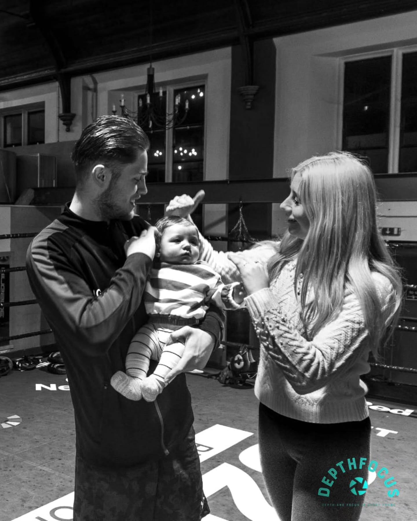 Behind the struggle is a driving force.
For Harry, family is the reason he pushes forward - and that's all that matters.
💙