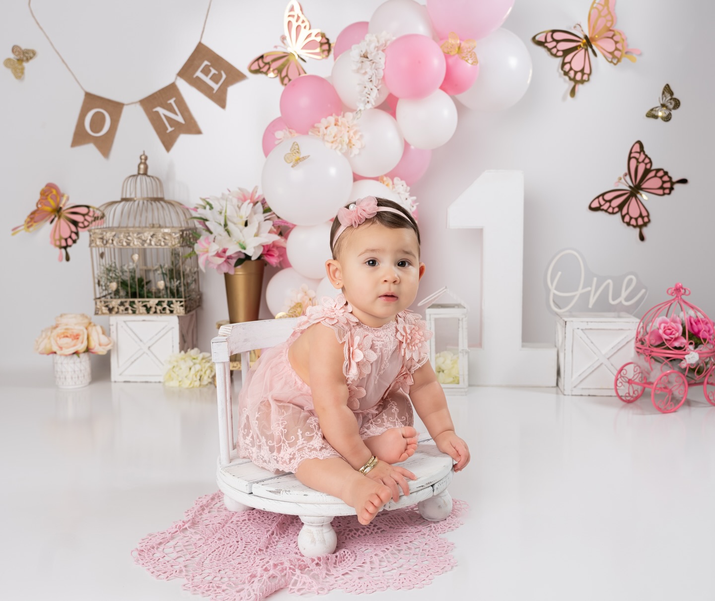 Cake Samsh Photo Session in Orlando, FL ! 🎂
#gorgeouspicturephotographygorgeouspicturephotography #orlandophotography #orlandophotostudio
https://www.gorgeouspicture.com/cake-smash-photo-session