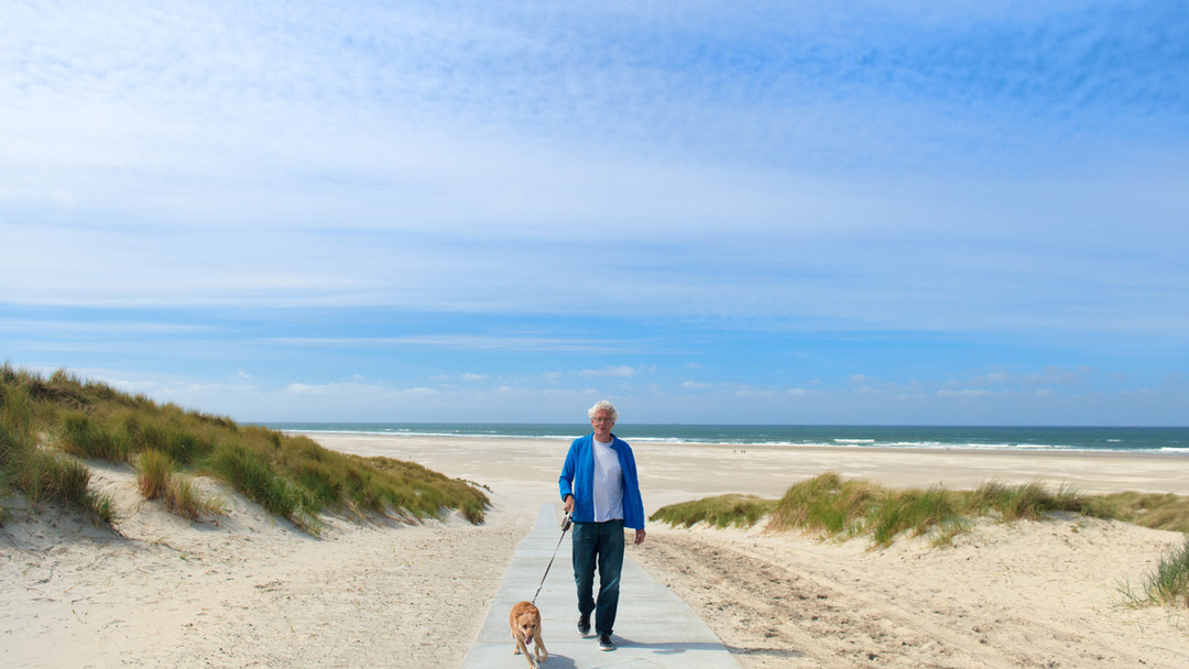 Living with a chronic illness can be overwhelming. Our blog post explores how counselling therapy can help process emotions, strengthen resilience, and reconnect with one's sense of self. Link in Bio