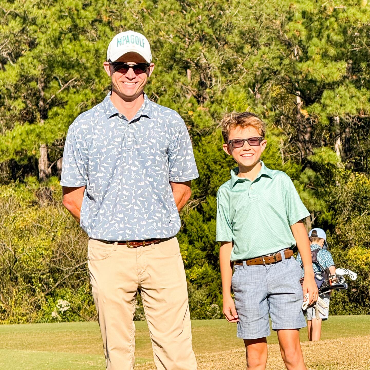 We had an awesome Sunday afternoon on the short course this weekend with our junior league! Congratulations to these juniors on winning their matches:
🎉 Pic 1: Trent Klumas
🎉 Pic 2: Chandler Frapwell
🎉 Pic 3: Reese & Charlie McCormick
🎉 Pic 4: Sonny & Declan Ames
🎉 Pic 5: Lynlee Atkinson
🎉 Pic 6: Kaylynn King
🎉 Pic 7: Colton Foley
🎉 Pic 8: Augusta & Bear Pullen
🎉 Pic 9: Grady Huckaby
🎉 Pic 10: Caden Hengesbach
🎉 Pic 11: Everett Borremans & Braztyn Sweet TIE Zac Churchill & Brantlyn Sweet
We look forward to seeing everyone this Sunday for our next tournament!
#MPAGolf #SouthernHillsPlantationClub
#SouthernHills #MPA #MulvinPlayersAcademy #GolfTampa #PGAJuniorLeague #JuniorGolf #TampaGolfCoach #GolfCoach