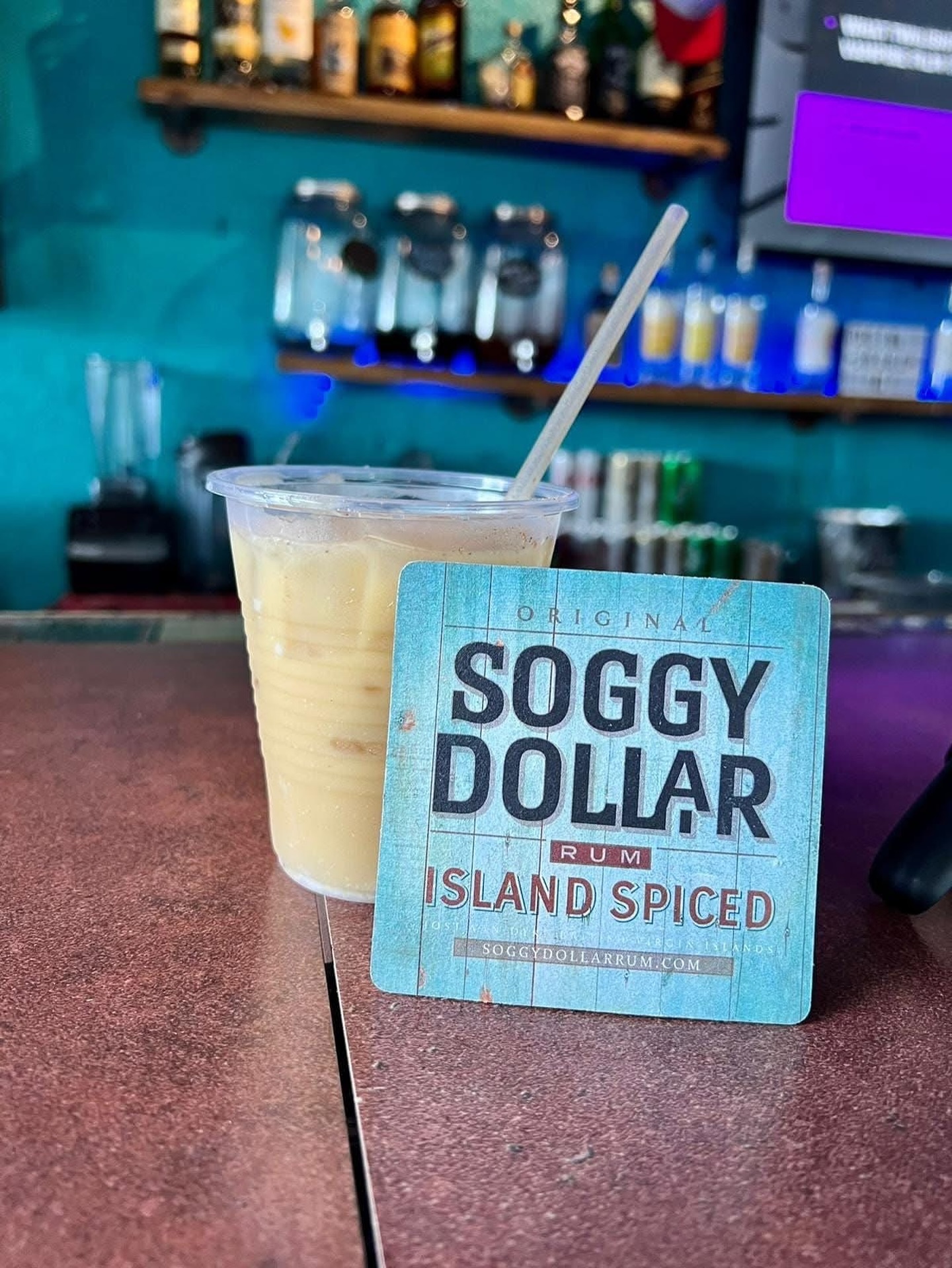 Ever had a painkiller? But did you drink it in the British Virgin Islands?
#soggydollar #bvi #charteryacht #charter #luxuryvacation #drinks #livingthegoodlife