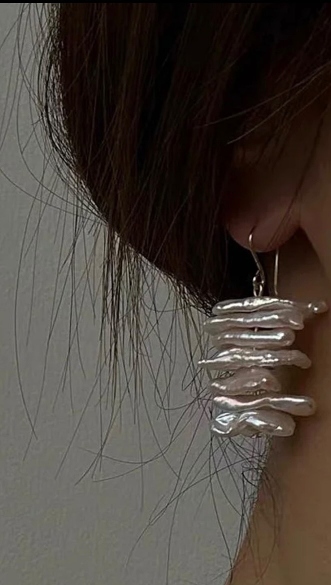 Get ready — a beautiful offer is arriving soon🤍•
#blackfriday
www.saysowoman.com