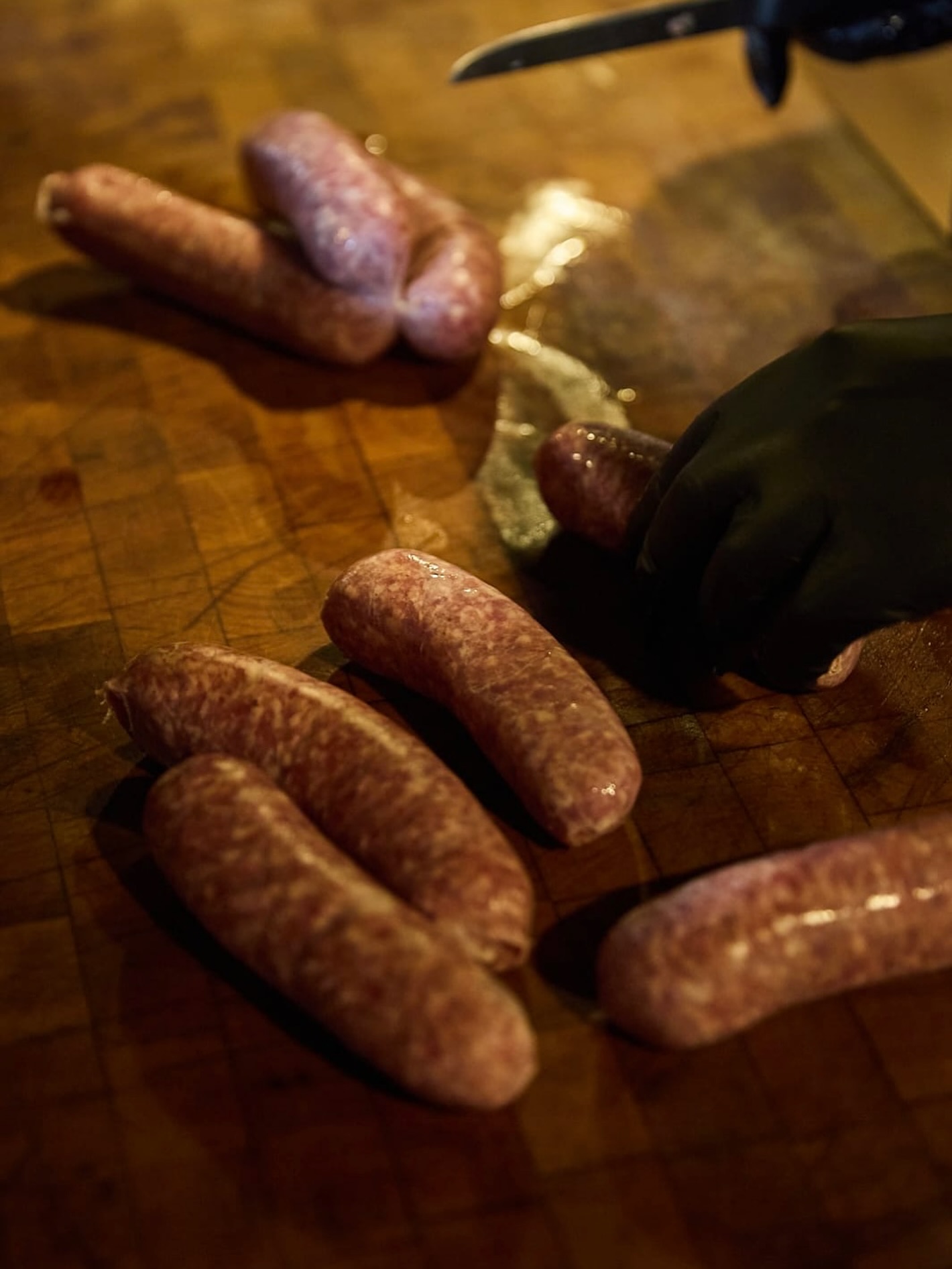 Our sausages have more personality than half the people you know. Come meet them! From breakfast to BBQ… pick your flavour! 🔥🌭
#steakation #artisan #butcher #meat #fish #friends #family #fun #sausage #party #pack #buy #braai #grill #together #bvi #best #block #local #shop #support #stuff #all #flavour #deli #deliciousfood #foodie