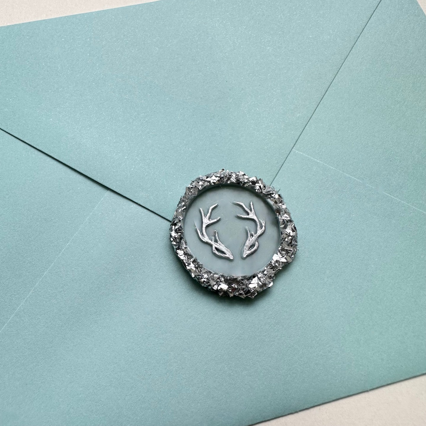 Make this Christmas truly unforgettable with the timeless elegance of custom-made self-adhesive wax seals from Sonya.Love.Creative! Perfect for gifts, invitations, and much more—these wax seals bring a unique charm to your holiday celebrations. 🎁✨ Say 'goodbye' to the hassle—our seals are mess-free and ready to use! Add a personal and magical touch to every gift. ❤️✨ #ChristmasGifting #WaxSeals #UniqueGifts #PersonalizedTouch