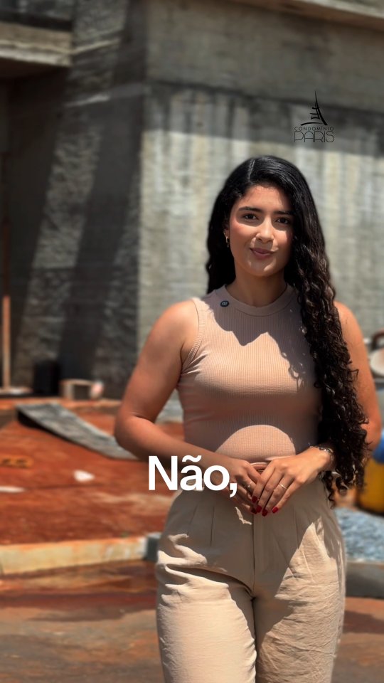 No Condomínio Paris, cada detalhe foi pensado para criar algo que vai muito além de uma moradia: um ambiente onde laços se fortalecem e novas histórias começam.
Aqui, viver bem significa estar cercado de pessoas que compartilham os mesmos valores, respeito e propósito.
Amanhã, você é nosso convidado para conhecer esse novo capítulo que estamos construindo juntos.