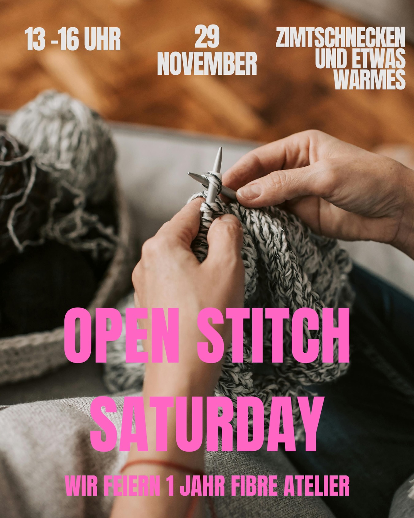 Ein Jahr Fibre Atelier. Ist das zu glauben?
Wenn ich daran denke, was in diesem Jahr alles passiert ist, kann ich kaum glauben, dass das in nur 365 Tage passen soll.
Vielen Dank an all die Kund*innen,
die an diesen Standort geglaubt haben,
die bei der alten Apothekereinrichtung genauso leuchtende Augen bekommen wie ich,
die mich aus Überzeugung unterstützen,
die wieder mit dem Stricken begonnen haben – einfach weil im Quartier ein Wollgeschäft eröffnet hat,
die den Newsletter abonniert haben,
die mir auf Instagram folgen
und die sich für Events anmelden.
Vielen Dank auch für all die neuen Bekanntschaften, die ich machen durfte, und für all die Hilfe, die ich erfahren habe.
Nächste Woche möchte ich mit euch einen gemütlichen Nachmittag verbringen. Ich weiss – sehr spontan. Doch mit all euren Besuchen, Bestellungen und dem Adventskalender-Vorbereitungsfieber hätte ich das Jubiläum fast vergessen. Ich freue mich auf alle, die spontan Zeit finden.
Der Laden ist von 10–16 Uhr geöffnet – und alle, die nächste Woche vorbeikommen, dürfen sich auf eine kleine Überraschung freuen.
Am Open Stitch Saturday gibt es – wie beim allerersten Mal – Zimtschnecken und etwas Warmes zu trinken.
#fibreatelier #1jahrfibreatelier #jubiläum #ladenliebe #quartierladen #einjahr #danke