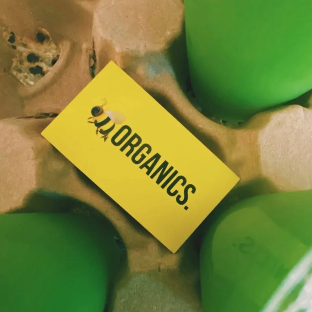 We’re back, Borganics fam! 🐝 Fresh-pressed juices, delicious premade vegan & non-vegan meals, and mouthwatering desserts with bakery treats—now available online. Stay tuned for wholesome goodness delivered to your door! 🌱🍰🥤