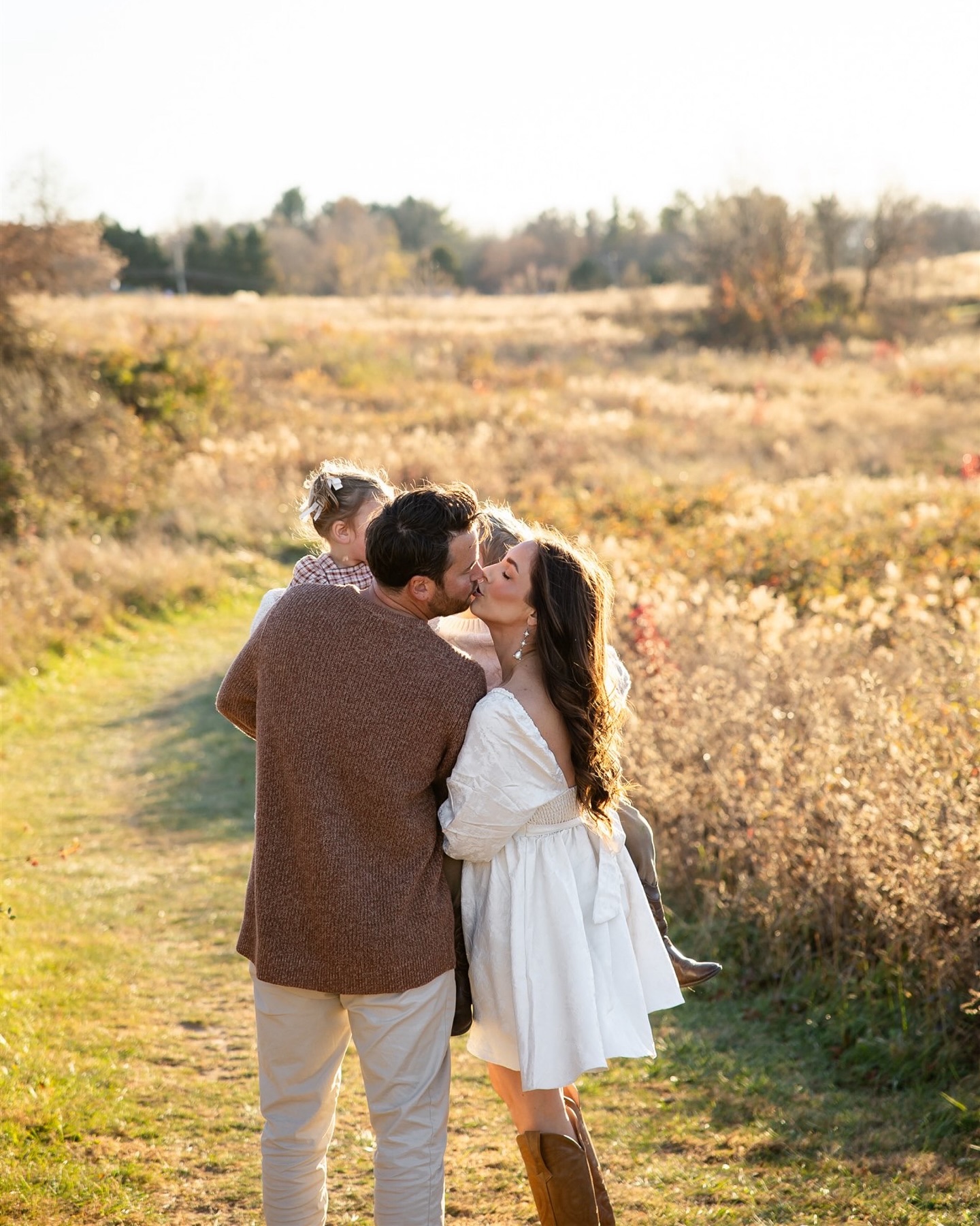 The Lindeman Family 🫶🏼
Our paths have crossed a handful of times over the years, but this week I finally got the chance to really spend time with this family. And wow… they are every bit as sweet in person as they look in these photos. Truly—some of the most genuine people I’ve ever met.
The love Justin and Mary Scott have for each other and for their sweet babies just pours out of them. I left their session feeling like a better person simply because of who they are. I mean that wholeheartedly.
I wish everyone had the chance to meet this family. You’d understand exactly what I’m talking about. I just love them!
shenandoah valley photographer . virginia lifestyle photographer . natural and timeless photography . family photos virginia . silk wheat photography