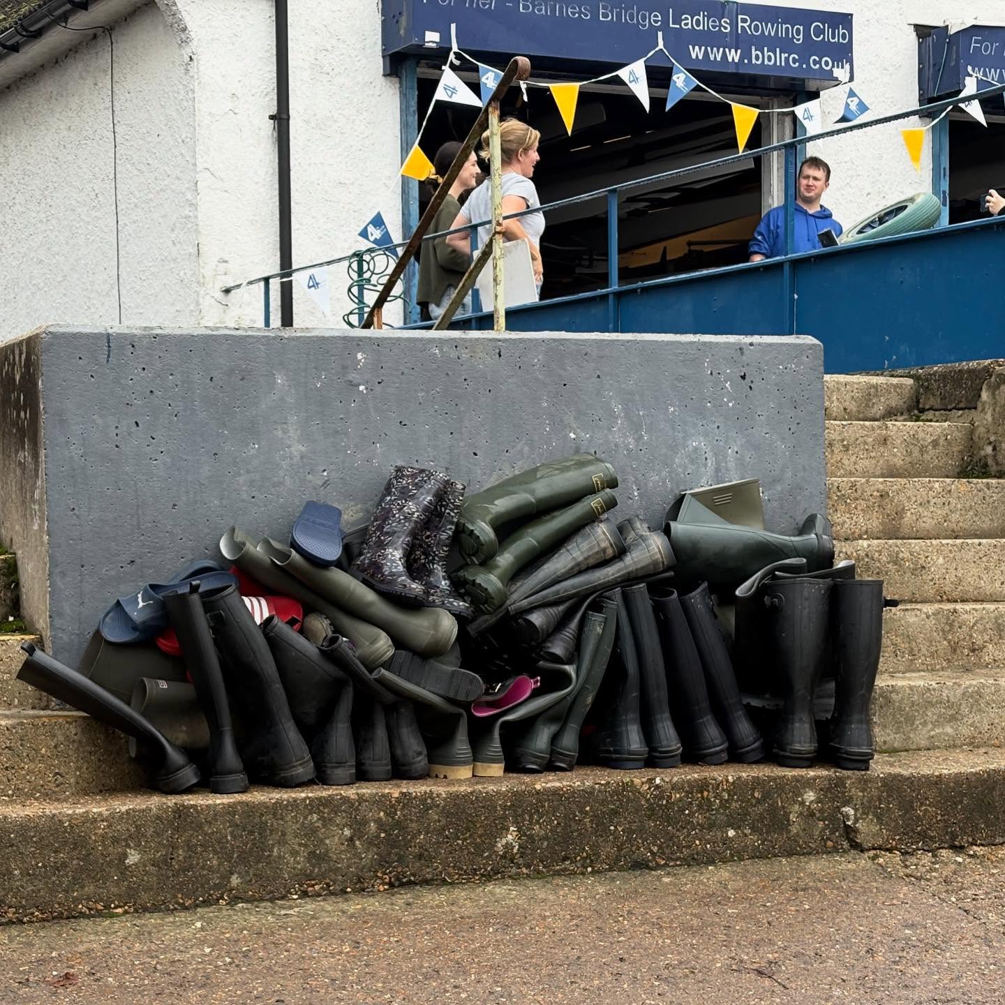 Fours Head Weekend
Twelve full City boats and some composites took on a wet and grey Tideway over the course of the triple Fours Head weekend, showing some really promising results.
Juniors @juniorfourshead
W Sch/Jun 4x- 13/47
Op Sch/Jun 4x- (A) 14/38
Op Sch/Jun 4x- (B) 35/38
Seniors @fourshead
W4- Champ 10/11
W4+ (A) Champ 11/12
W4+ (B) Club 19/32
M4+ (A) Club 6/37
M4+ (B) Champ 9/10
M4- (A) Club 7/65
M4- (B) Club 12/65
M4- (C) Club 26/65
Masters @vetfourshead
MasD 4x- Rob Roy / City of Cambridge composite 1/9 - category winner 🥇
MasD 4x- 9/9
📸 action shots by @sportfocussed
#rowing #fourshead #yeahcity #rudern #aviron #canotaggio