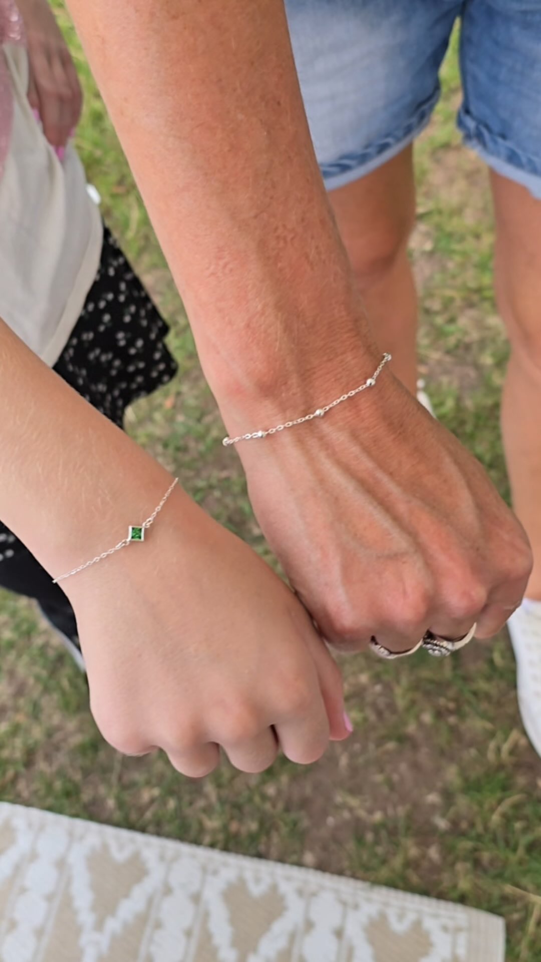 (Ok maybe we would like the diamond ring too👀💍🤣)…
But what’s better than getting forever linked with your bestie / mum / family?♾️
Tag who you’d love to visit us with, so we can create a forever memory for you both this winter…👇🏻💓