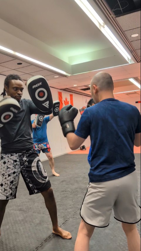 Muay Thai class lately - Refining combos and sparring
.
.
.
#muaythai #kickboxing #sports #fitness #padwork #gloves #classes #vtc #vectortrainingcentre #mma #fighter #adultfitness #training
