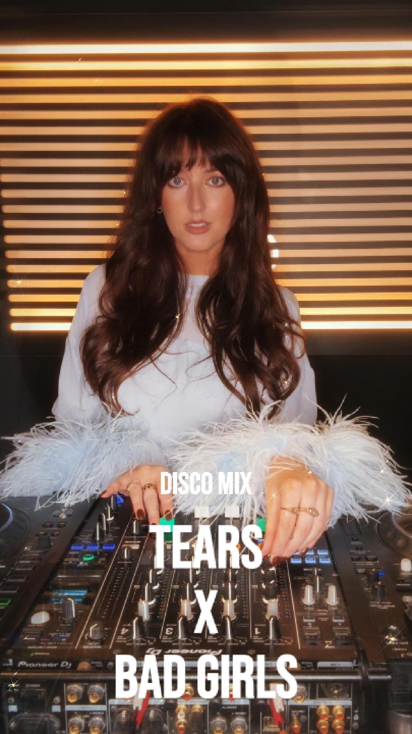 We love a bad girl disco remix ✨
#sabrinacarpenter #donnersummer #mix #disco