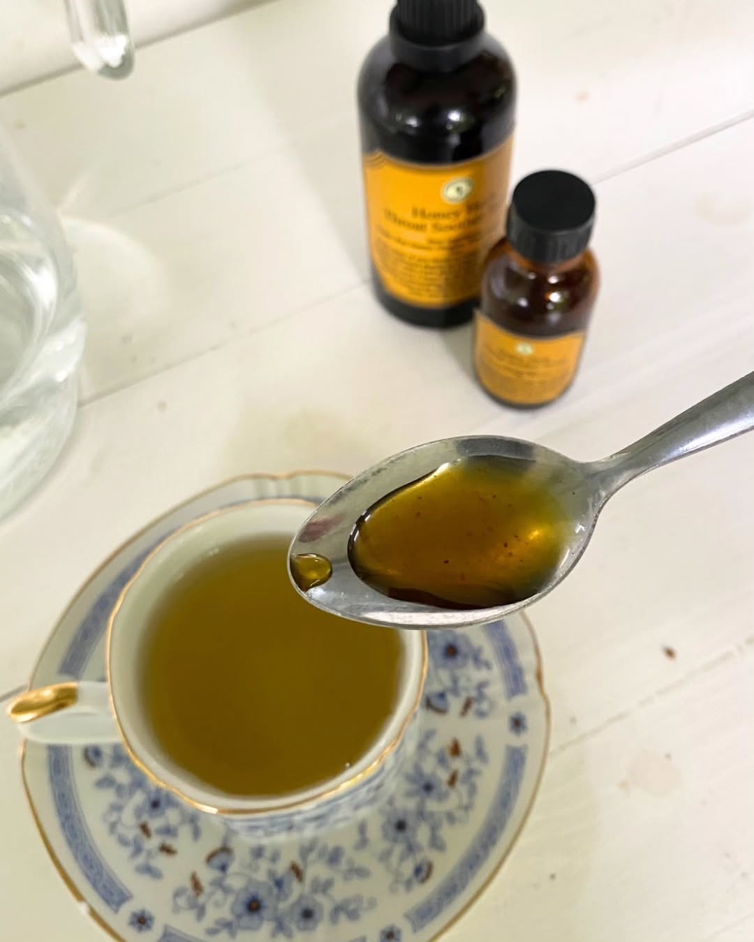 Colds and coughs abound again even as December draws near. Keep you and your family healthy before the holiday gatherings with a good dose of Honey Herb Throat Soother. 🍯 It can be taken straight like cough syrup at 1 tablespoon or stirred with your favorite hot tea for an extra soothing effect. 🍵