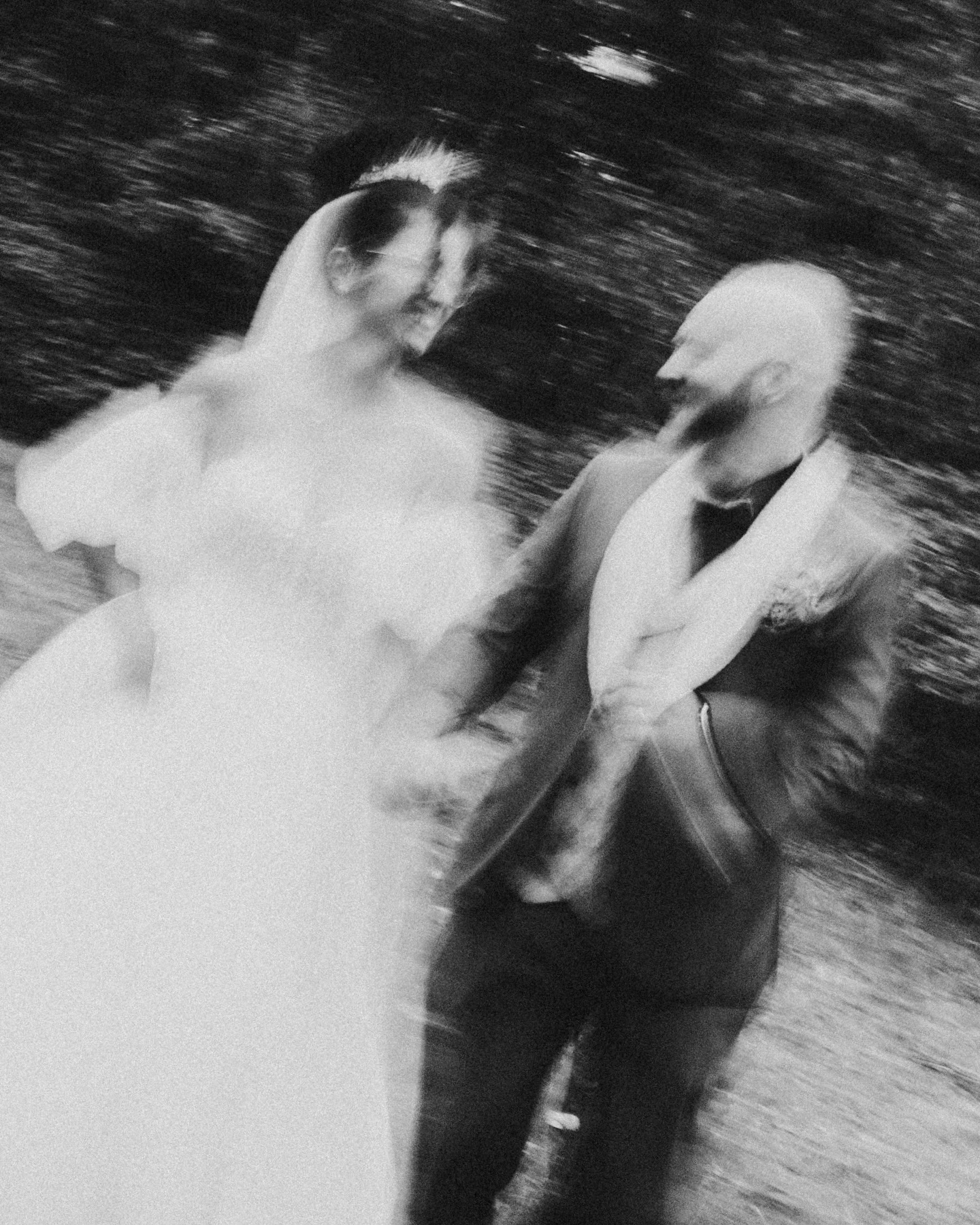 18.10.2025
A+T
Special shoutout the the wonderful bridesmaids and father in law for taking good care of me. Of course Aysenur and Tom also, thank you so much for including me and for the surprisingly delicious cocktail!