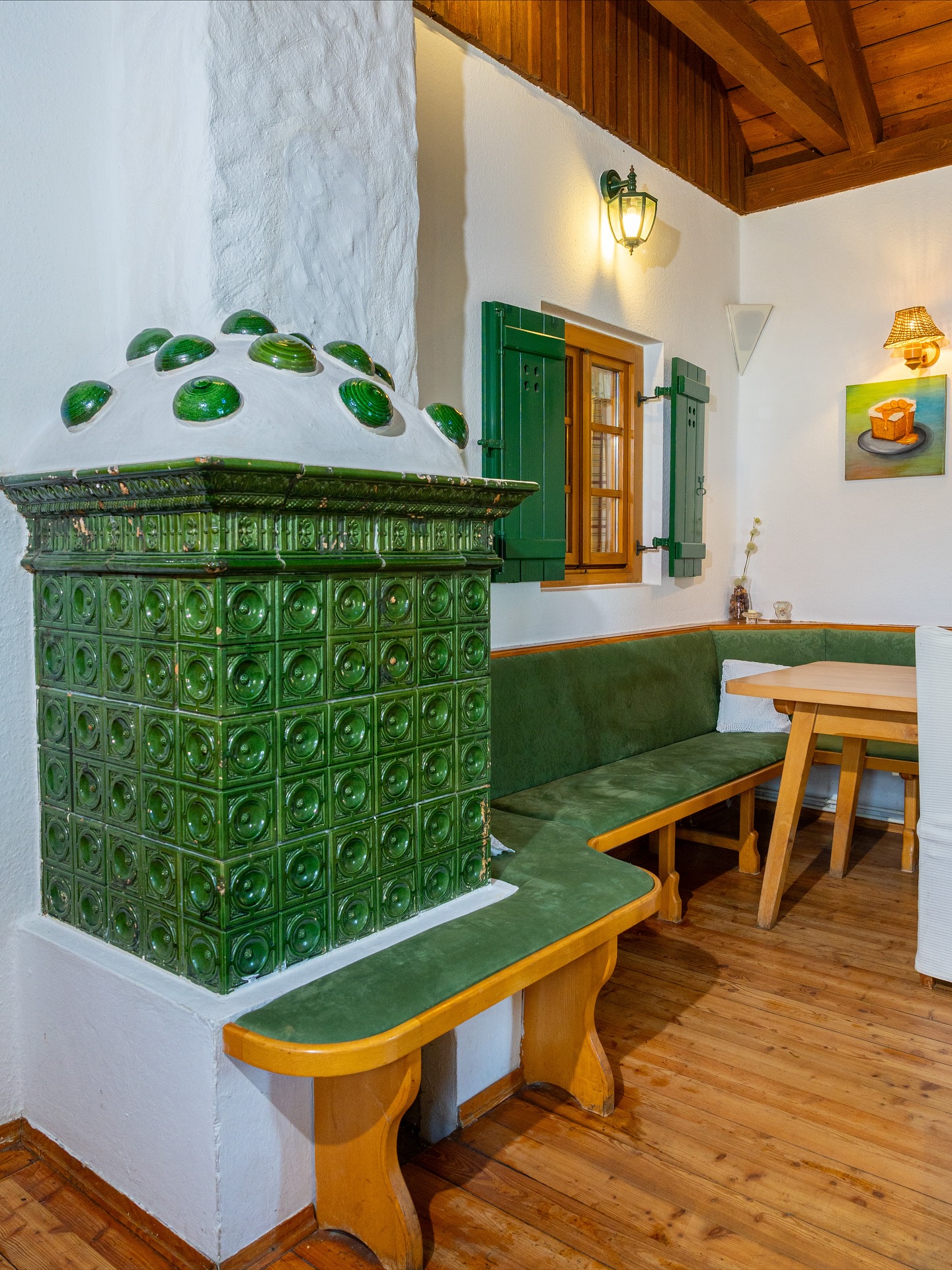 Unser Stüberl – ein Gefühl wie Zuhause.
Kuschelig, warm und mit Liebe zum Detail gestaltet – perfekt zum Wohlfühlen. Bis zu 15 Personen können hier in gemütlicher Runde genießen, plaudern und feiern. 🤩
🎉 🎄Apropos Feiern …
Habt ihr eure Weihnachtsfeier schon gebucht? Bei uns stehen euch zwei verschiedene Räumlichkeiten für insgesamt bis zu 60 Personen zur Verfügung – egal ob Familie, Freunde oder Firmenfeier, wir gestalten eure Feier ganz nach euren Wünschen und sorgen dafür, dass sie unvergesslich wird. ✨
Wir freuen uns auf eure Anfrage!
📞 03452 84412
📧 wirtshaus@holzhuettn.at
🌐 holzhuettn.at
#holzhütte #leibnitz #leibnitzaktuell #neuesausderregion #südsteiermark #suedsteiermark #visitsuedsteiermark #visitsüdsteiermark #gasthaus #restaurant #wirtshaus #seggauberg #südsteiermark #seggauberg #leibnitz #weingartenliebe #regionalgenießen #wirtshauszeit #genussplatz
#FeineKüche #SaisonGenuss #Herbstküche #RegionalGenießen #GourmetMoment #genusspur