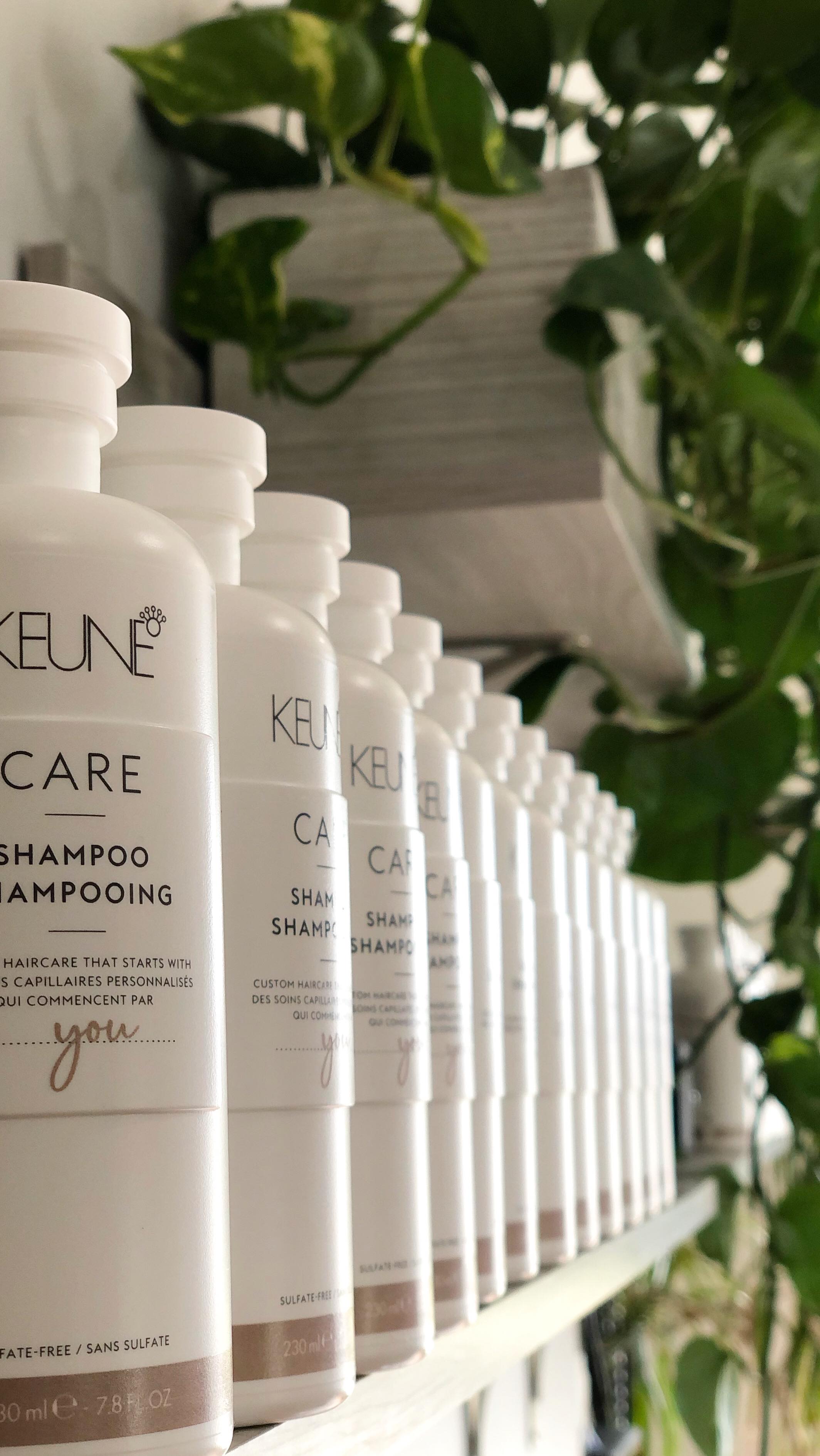 We are here to celebrate all of life’s milestones & moments with you! 💇♀️💚✨
#rochesterny #rochesternysalon #rochesternyhairstylist #explorerochesterny #rochesternewyork #hairstylist #hairsalon #salonhumor