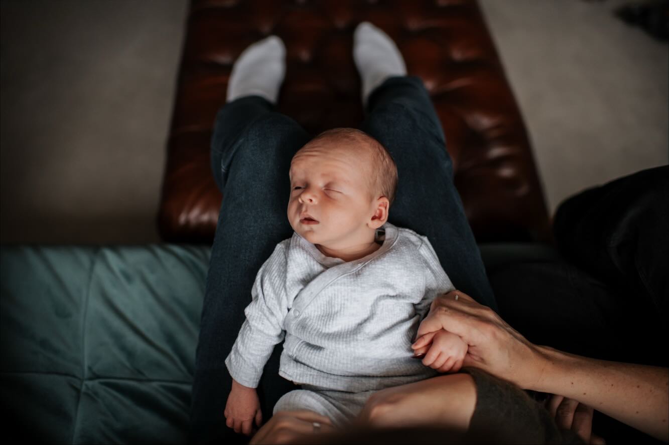 From a super fun newborn shoot with the squishiest newborn and his ace big bro ♥️