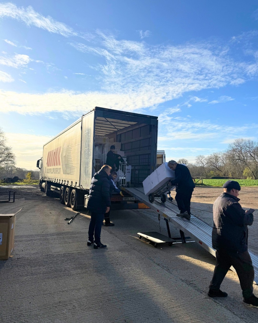 Another successful move! Our dedicated removal team has once again ensured a smooth and efficient relocation for our valued clients. With careful planning, expert packing, and meticulous attention to detail, we handled every aspect of the move...
From start to finish, our professionals worked tirelessly to ensure all belongings arrived safely and on time.
We pride ourselves on delivering exceptional service and exceeding customer expectations, making each move a positive experience. Trust TP with your next move 😊
Reach out to our team via phone or email for a free quote ✅
LONDON OFFICE
22-24 Homecroft Rd, London, N22 5EL, United Kingdom
0208 807 6677
PORTUGAL OFFICE
Inter Luis
Estrada Nacional 10
Centro Empresario Sado Internacional
Armazem D21, 2910-835 Setúbal
00 351 265 708 240
info@tp-internationalremovals.co.uk
#relocationservices #movingcompany #shipwithus #movers #packingpros #transportation #movingday
#shippingworldwide #relocationexperts #shipments #tpinternationalremovals #transportugal
#shippingandhandling #movingtotheuk #packingandshipping #movingtoportugal #movewithus
#easyshipping #movingsolutions #shippingmadeeasy #securepacking #movingtospain #storagesolutions
#removalstoportugal #relocationready #movinghome #newoffice #fineart #vehicletransportation