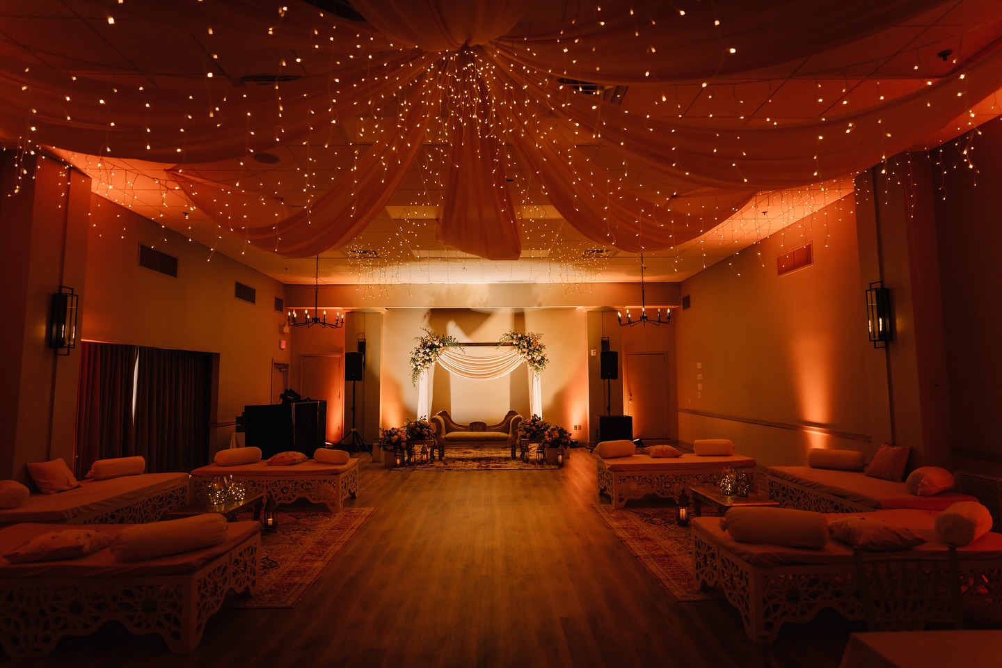 A night dancing under the stars
Planning & Coordination: @yesminevents
Venue: @heritagesouthbury
Photo and Video: @houseoftalentstudio
Decor: @exclusiveevents.co
DJ: @m4uevents
Catering: @chefprasad
Bridal Henna: @henna.squared
Henna (Family): @hennabyelyse
Outfit: @anitadongre
#prewedding #sangeetnight #sangeet #tristatewedding #luxuryweddings #romanticdecor #weddingdecoration #dreamwedding #luxury #exclusiveeventsny #exclusiveevents #weddinginspo #weddinginspiration #fairylights #hanginglights
