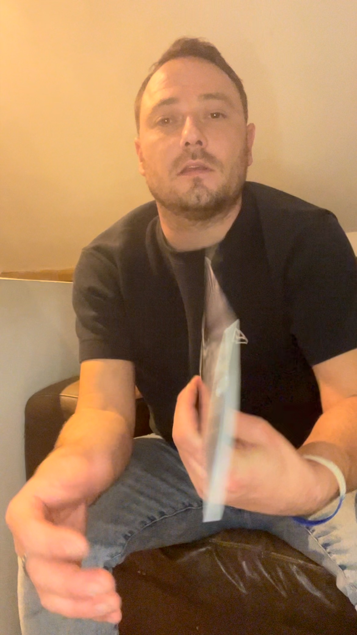 Greetings all, Under a week now 😁😁 🎶
#newmusic